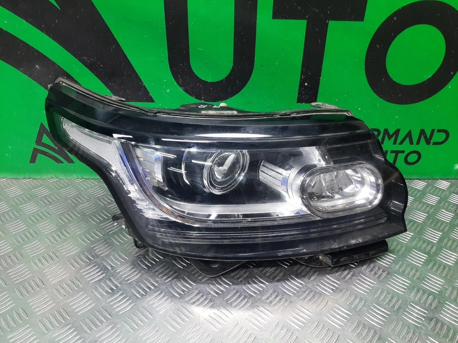 Фара LAND ROVER Range Rover 2012-2017 LR067204 4 L405, правая