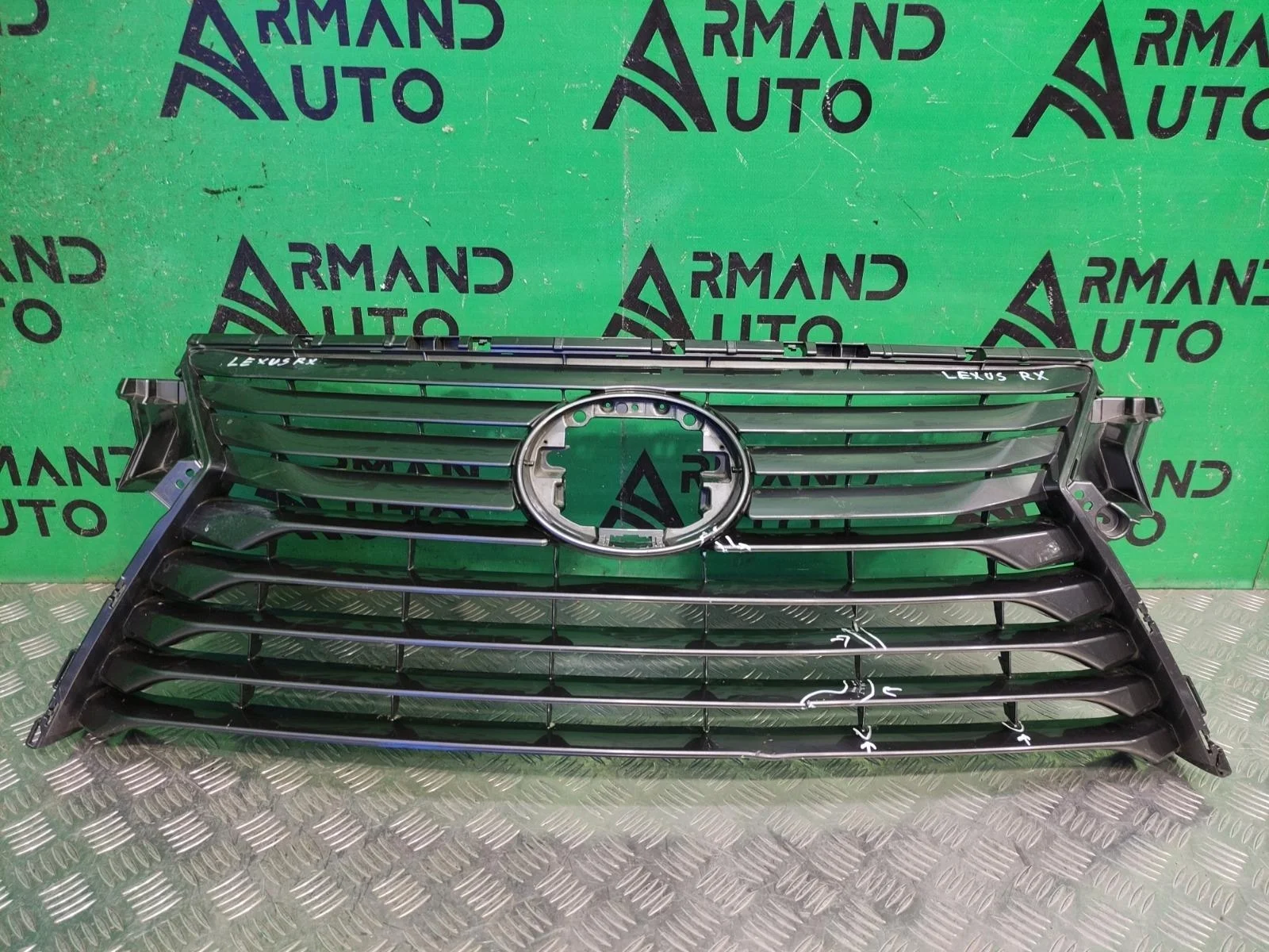 Решетка радиатора LEXUS RX 2015-2019 5311148320 4 AL20