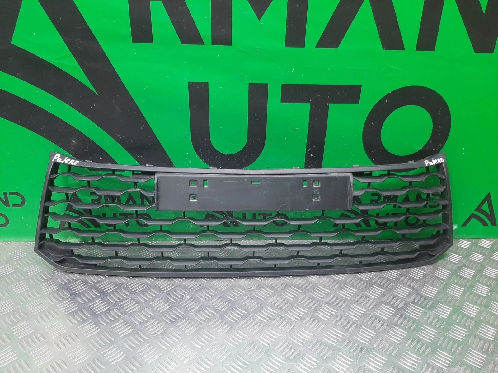 Решетка бампера MITSUBISHI PAJERO SPORT 2015-2021 6402A373 3, передняя