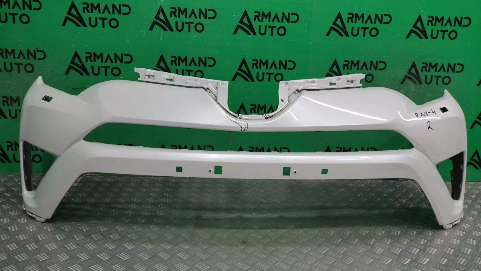 Бампер TOYOTA RAV4 2015-2019 521190R917 4 CA40, передний