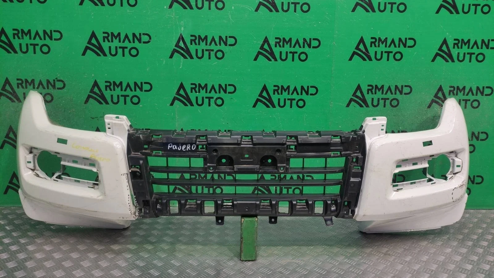 Бампер Mitsubishi Pajero 2014-2022 6400G591 4, передний
