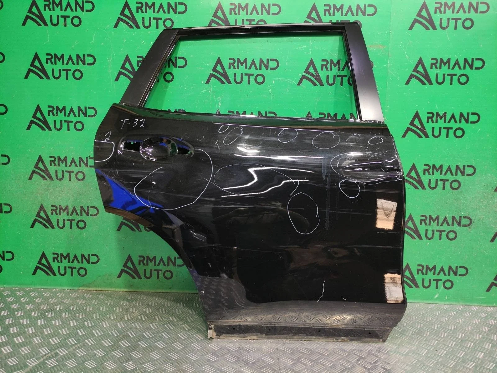 Дверь Nissan X-Trail 2013-2022 H210M4CMMA 3 T32, задняя правая