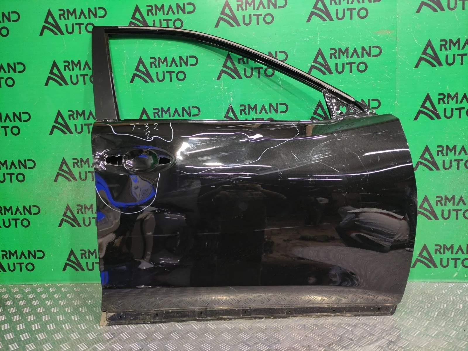 Дверь Nissan X-Trail 2013-2022 H010M4CMMA 3 T32, передняя правая
