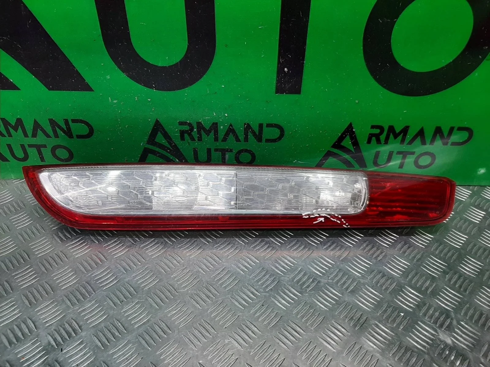 Фонарь Ford Focus 2008-2011 1500661 2, правый