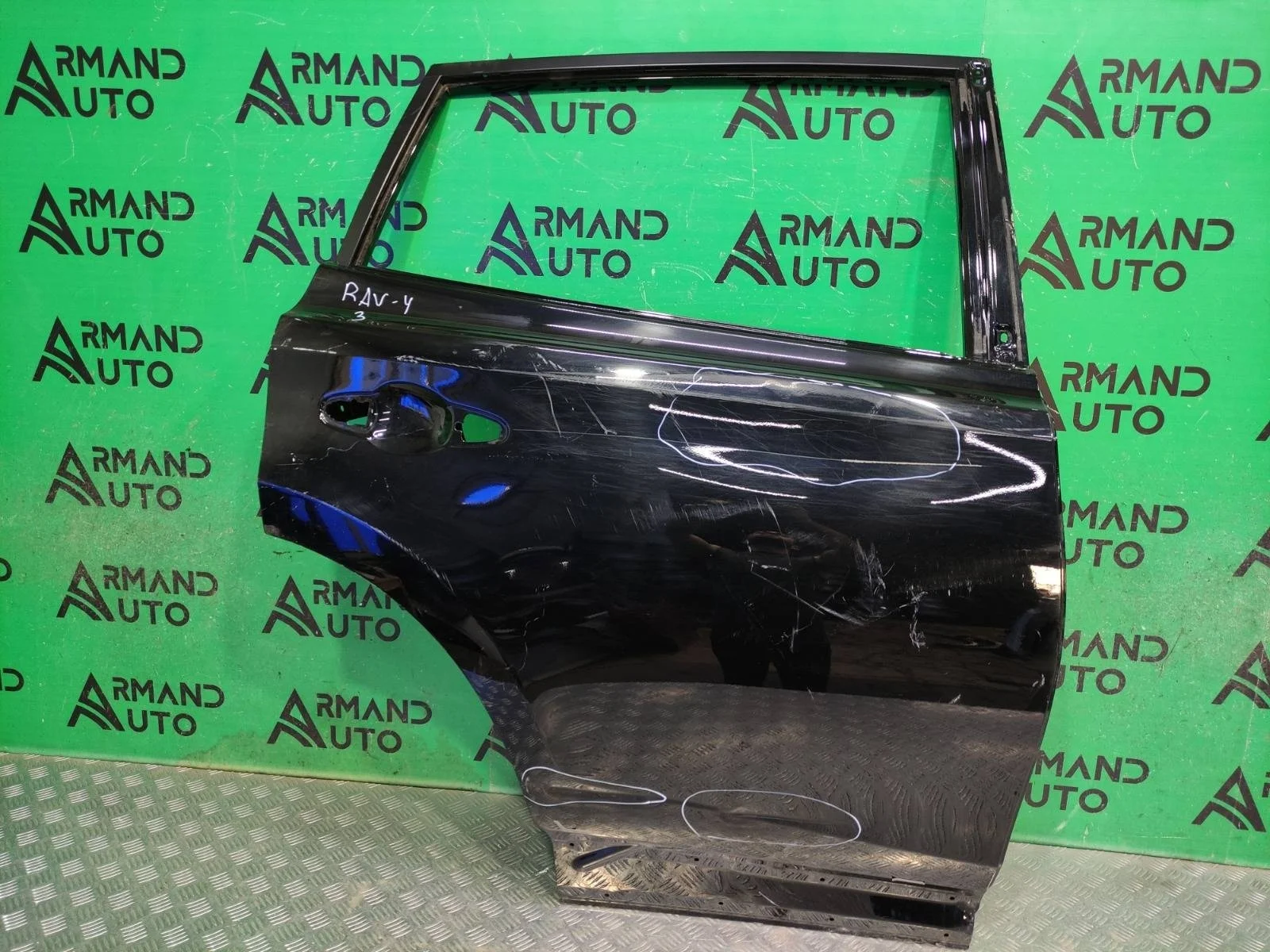 Дверь Toyota Rav4 2012-2019 670030R110 4 CA40, задняя правая