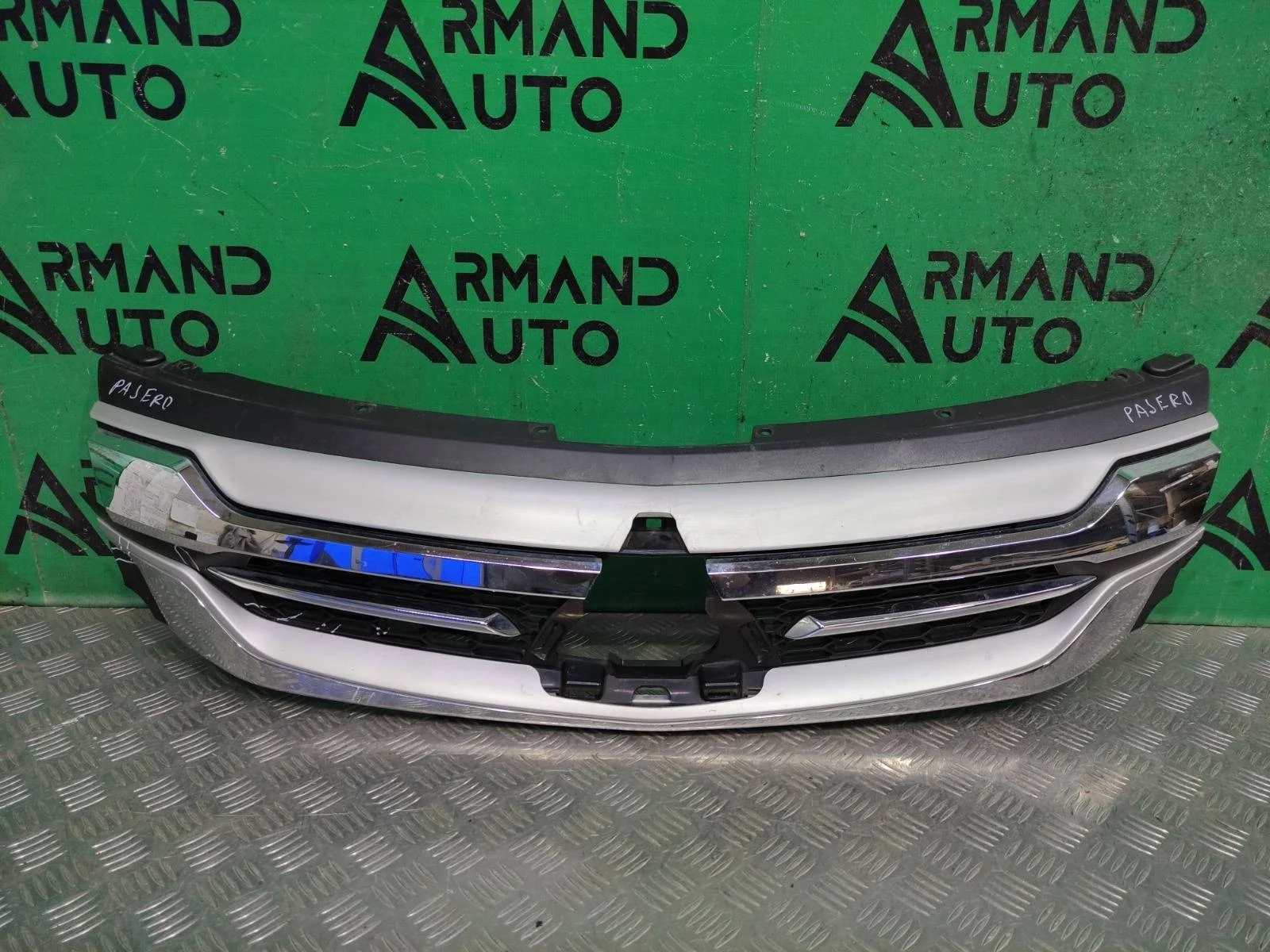 Решетка радиатора MItsubishi Pajero Sport 2015-2021 7450A960 3