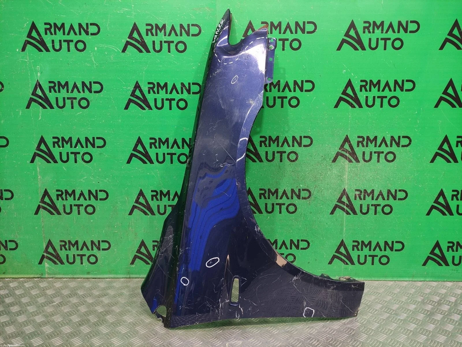Крыло Mitsubishi Lancer 2007-2017 5220G042 10, переднее правое