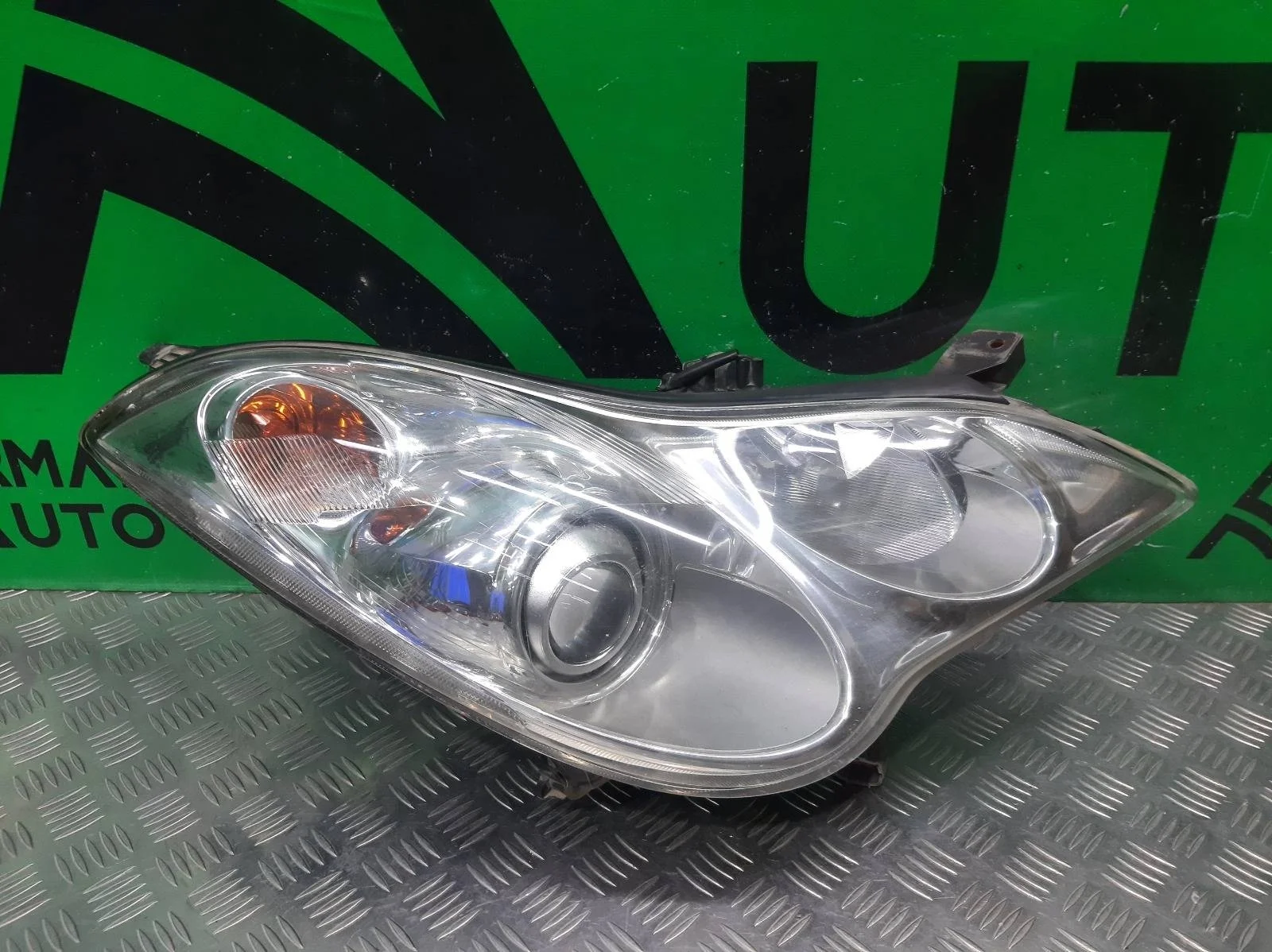 Фара Infiniti EX35 2007-2013 260251BN4C J50, правая