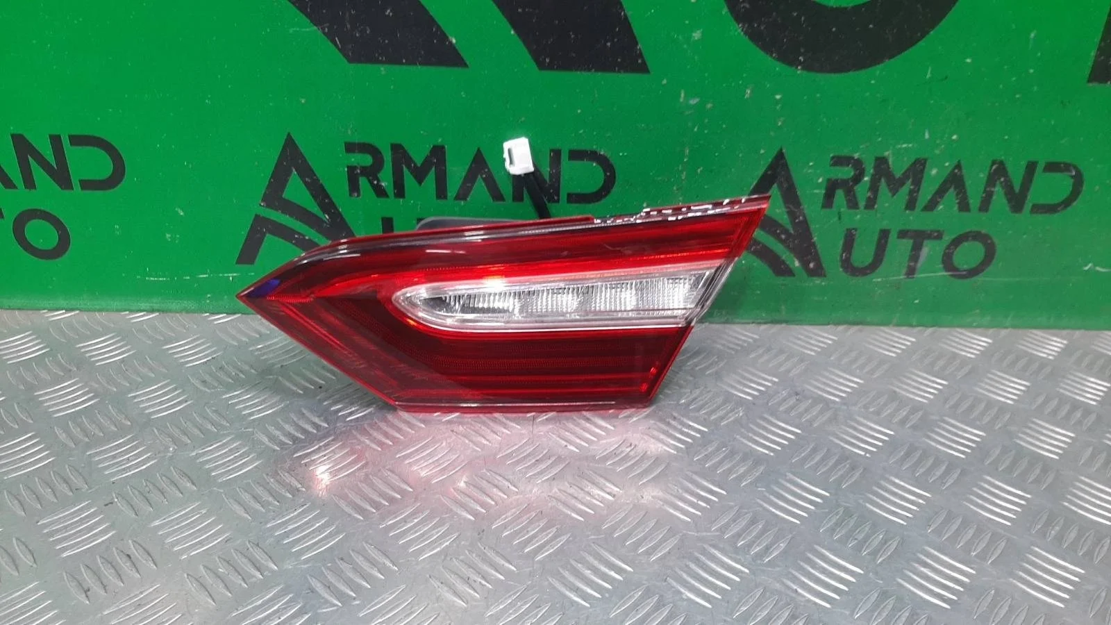 Фонарь внутренний Toyota Camry 2017-нв 8158033340 8 XV70, правый