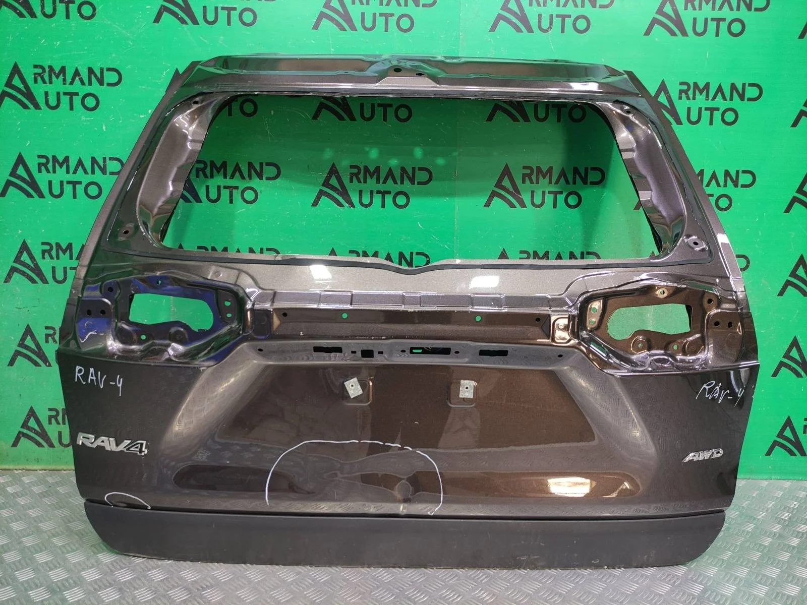 Дверь багажника Toyota RAV4 2018-нв 670050R370 5 XA50