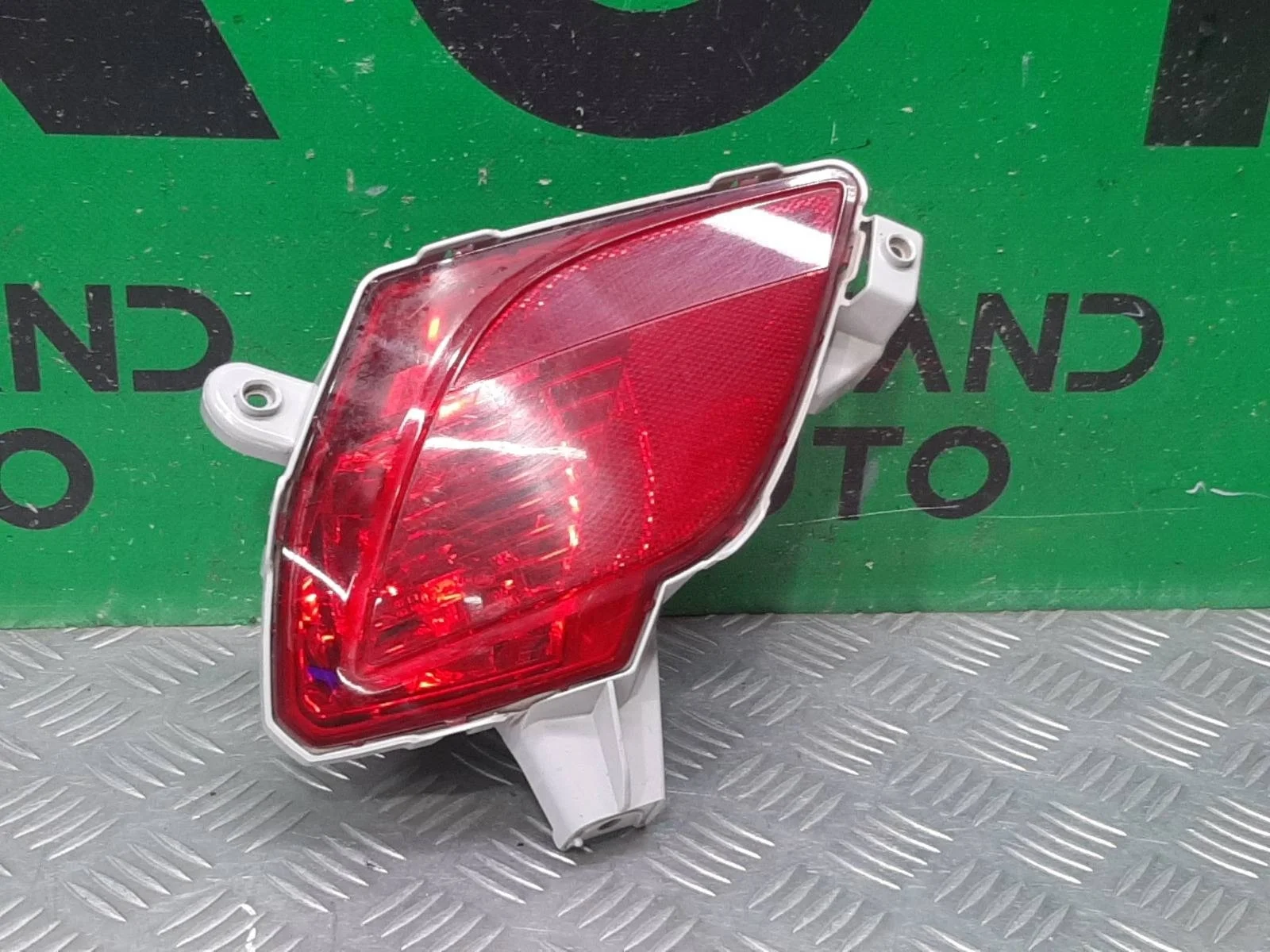 Фонарь противотуманный Mazda CX-5 2011-2017 KD5351660A 1, левый