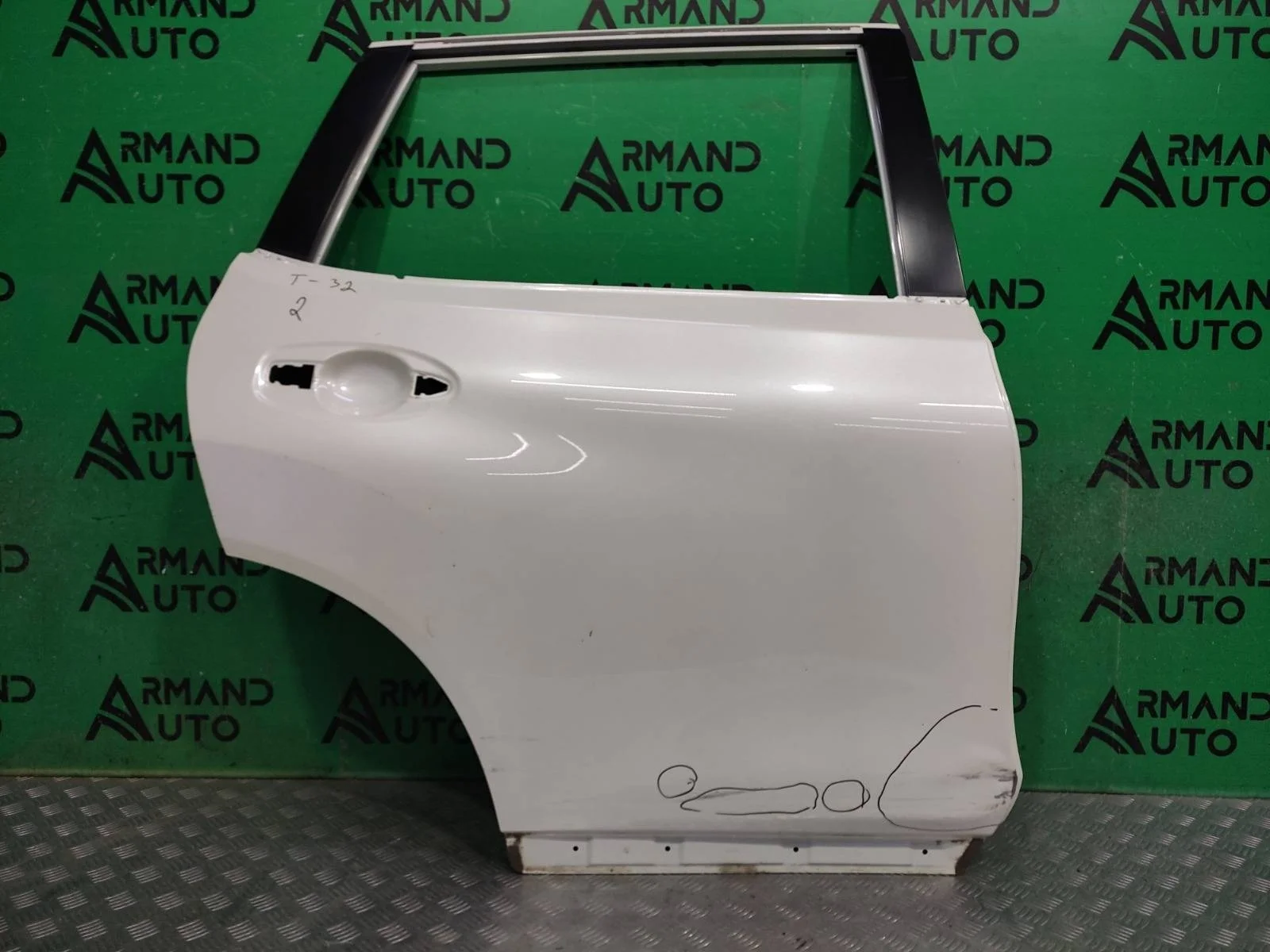 Дверь Nissan X-Trail 2013-2022 H210M4CMMA 3 T32, задняя правая