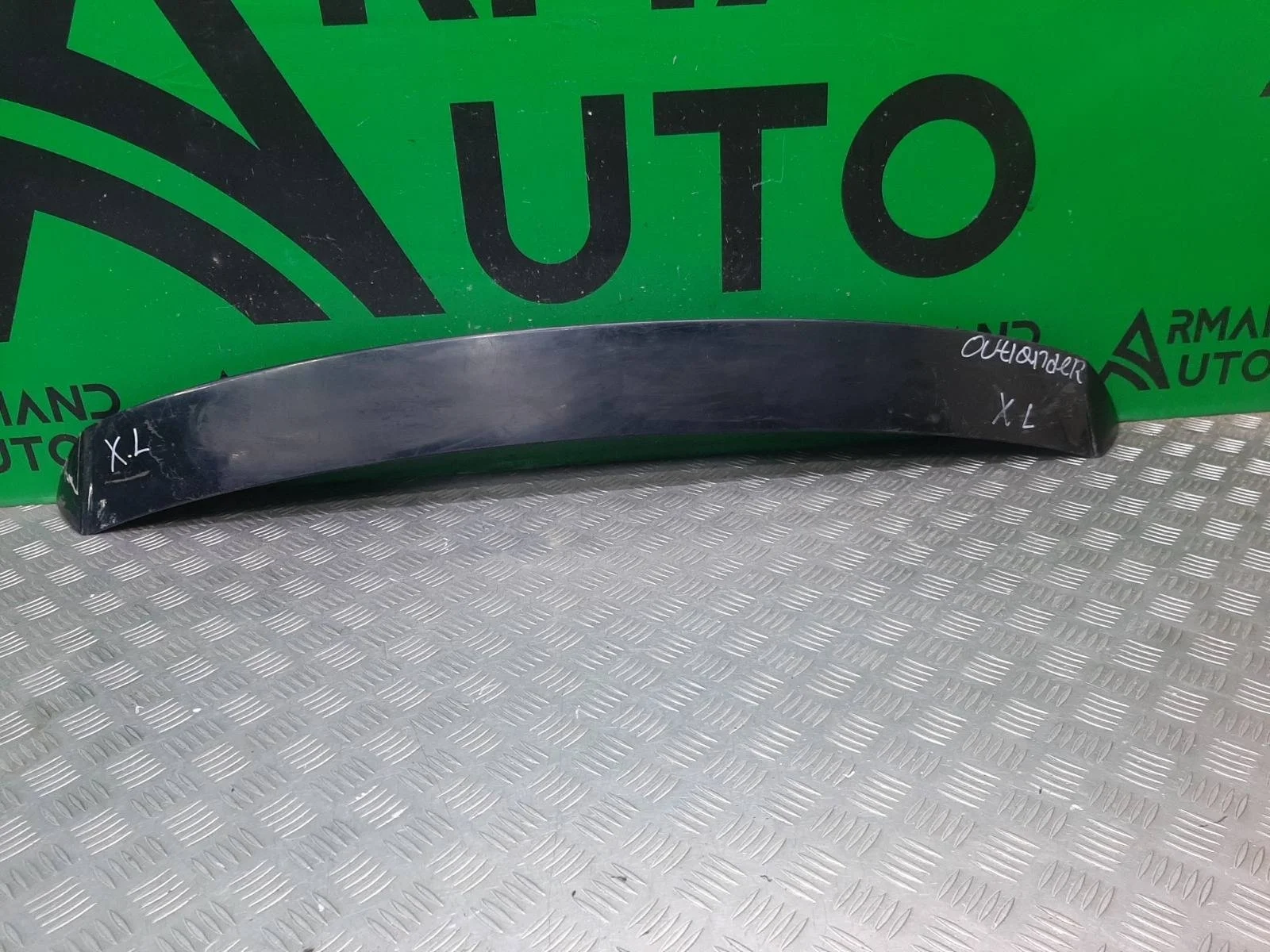 Спойлер двери багажника Mitsubishi Outlander 2005-2013 6515A012XA 2 XL