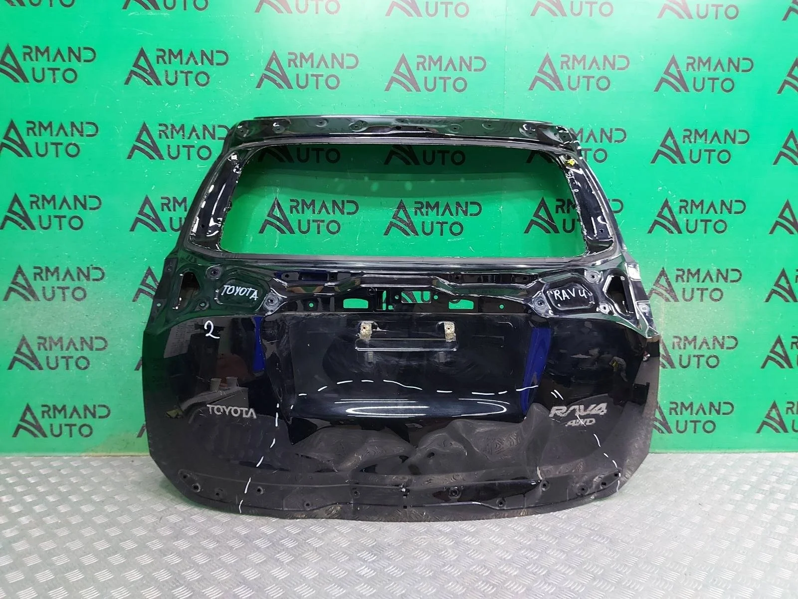 Дверь багажника Toyota RAV4 2015-2019 670050R270 4 CA40