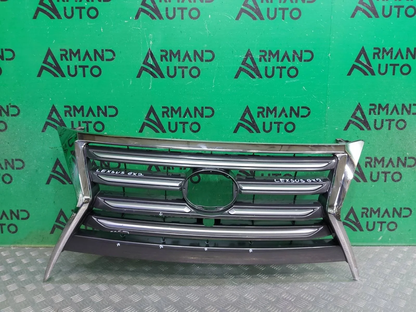 Решетка радиатора Lexus GX 2013-2019 5310160850 2 URJ150