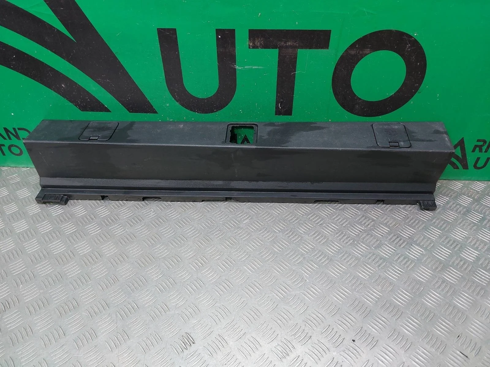 Обшивка пола багажника Nissan X-Trail 2007-2015 84908JH00A 2 T31