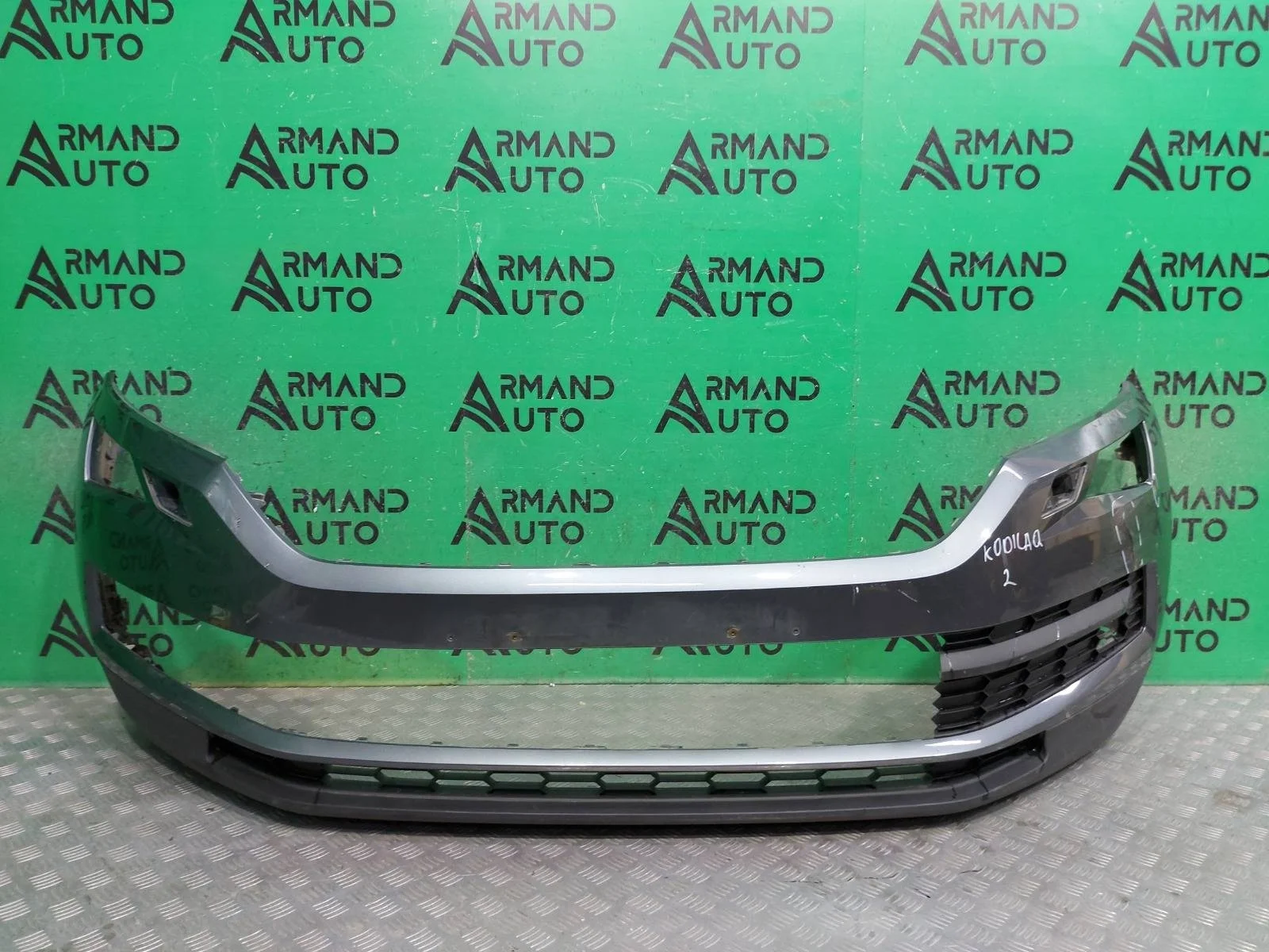 Бампер Skoda Kodiaq 2016-2022 562807221A 1, передний
