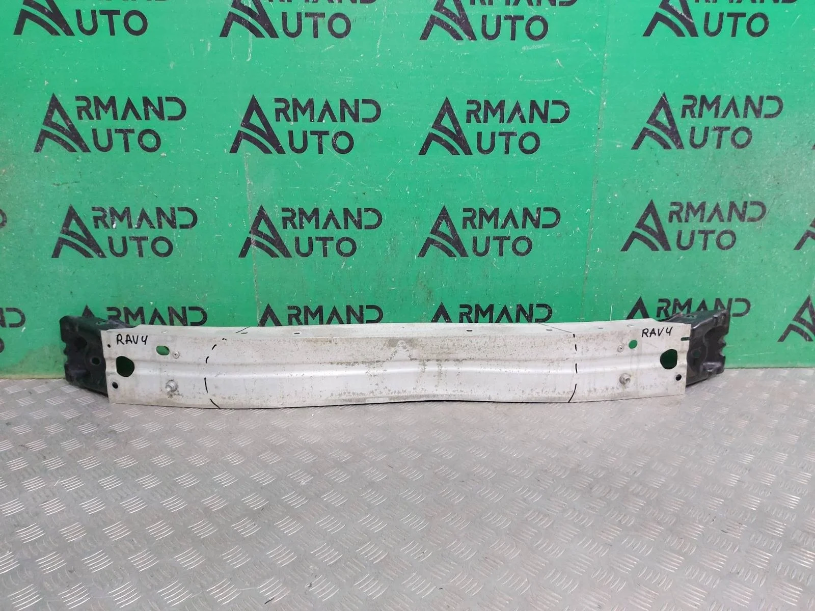 Усилитель бампера Toyota RAV4 2018-нв 5202142200 5 XA50, передний