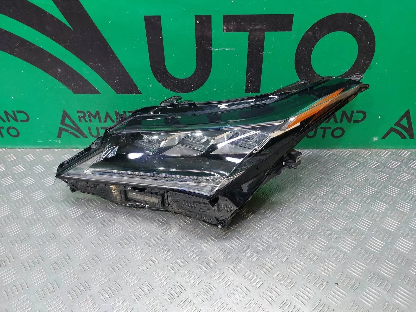 Фара Lexus RX 2015-2019 8118548D40 4 AL20, левая