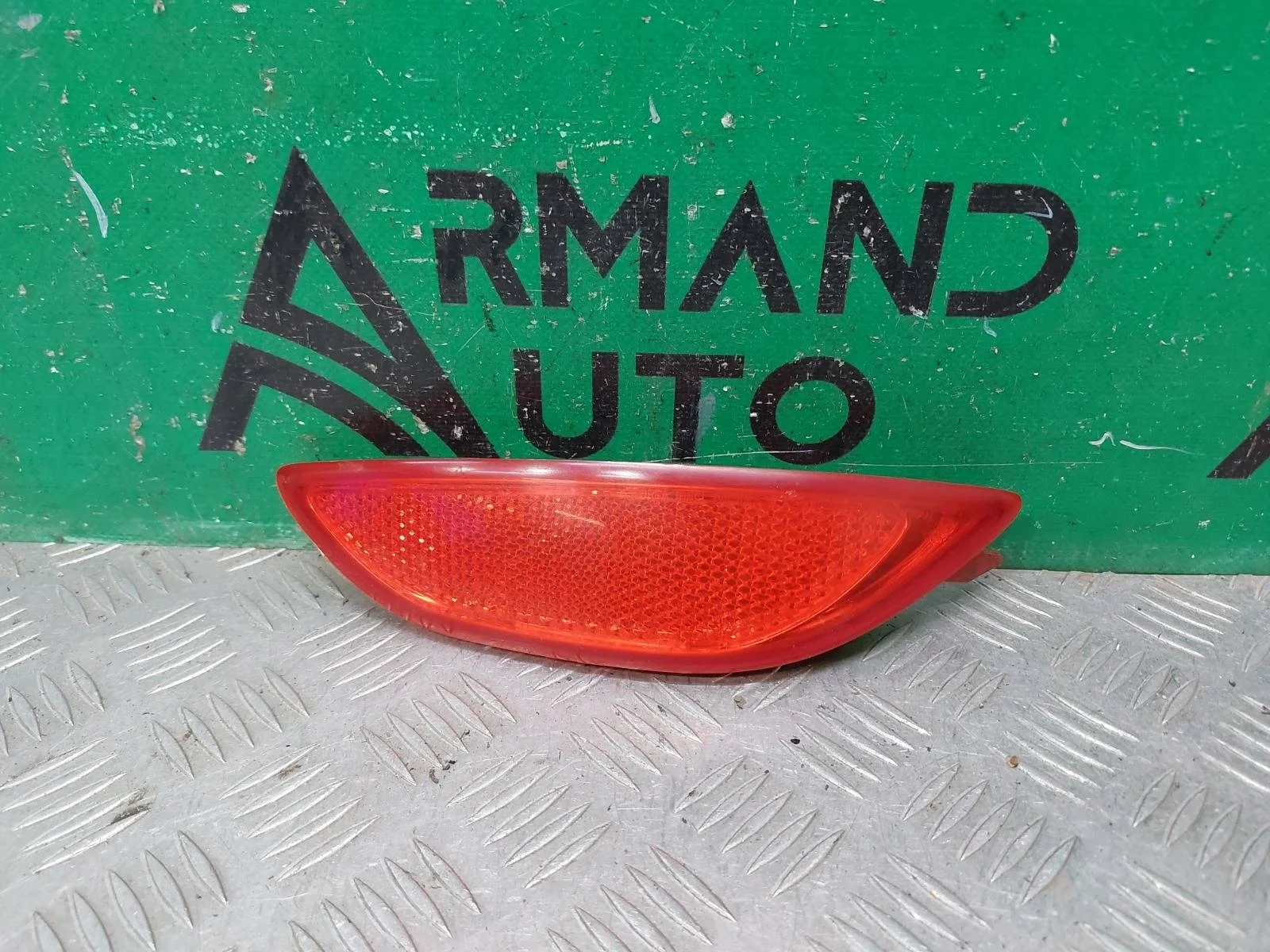 Отражатель Hyundai Solaris 2010-2014 924061R000 1, правый