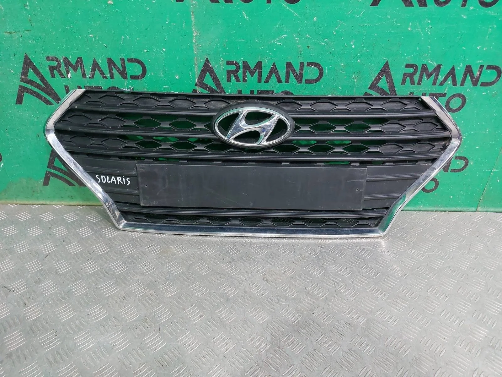 Решетка радиатора Hyundai Solaris 2017-2020 86350H5000 2