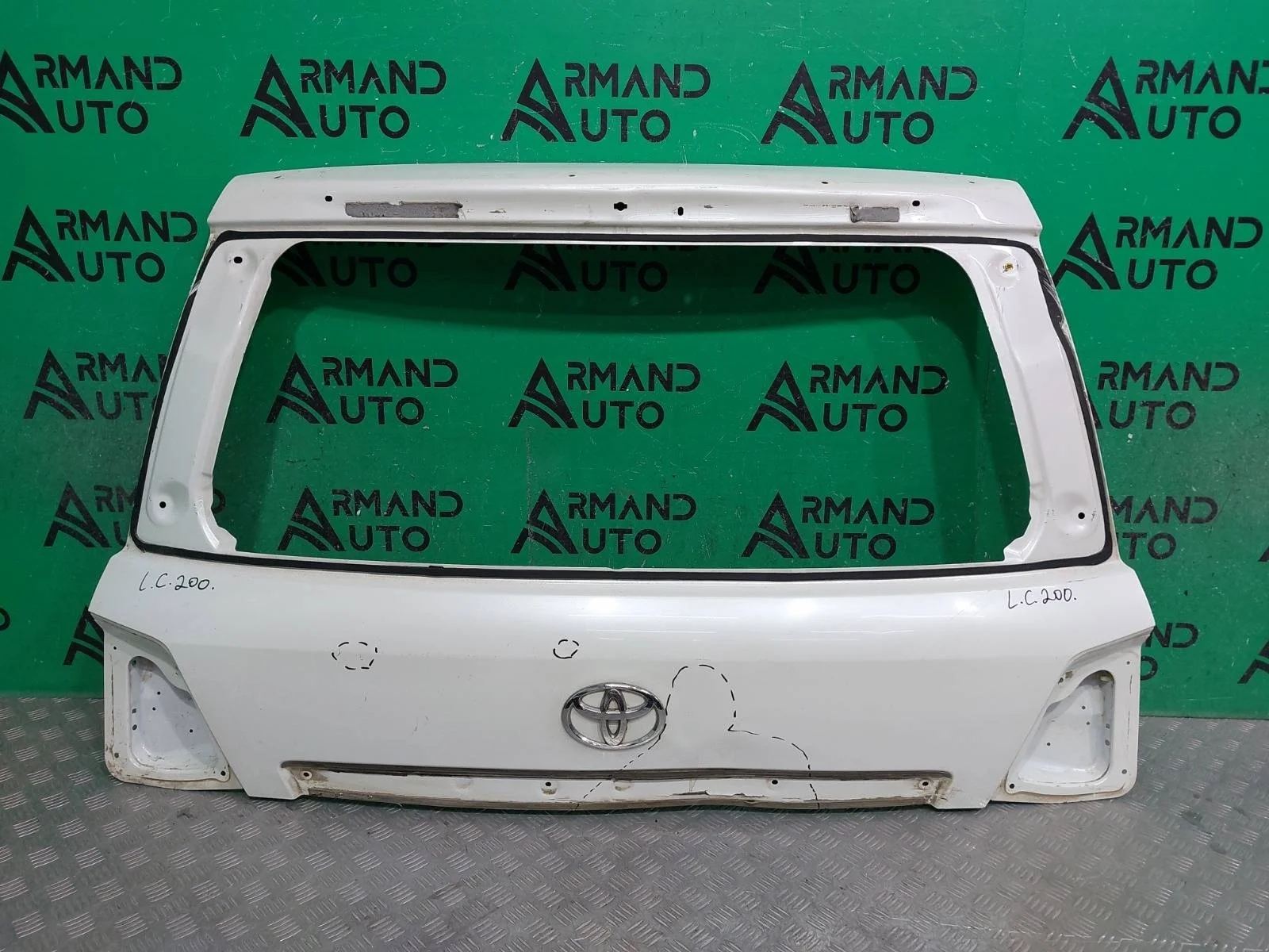 Дверь багажника Toyota Land Cruiser 2007-2015 6700560G60 200