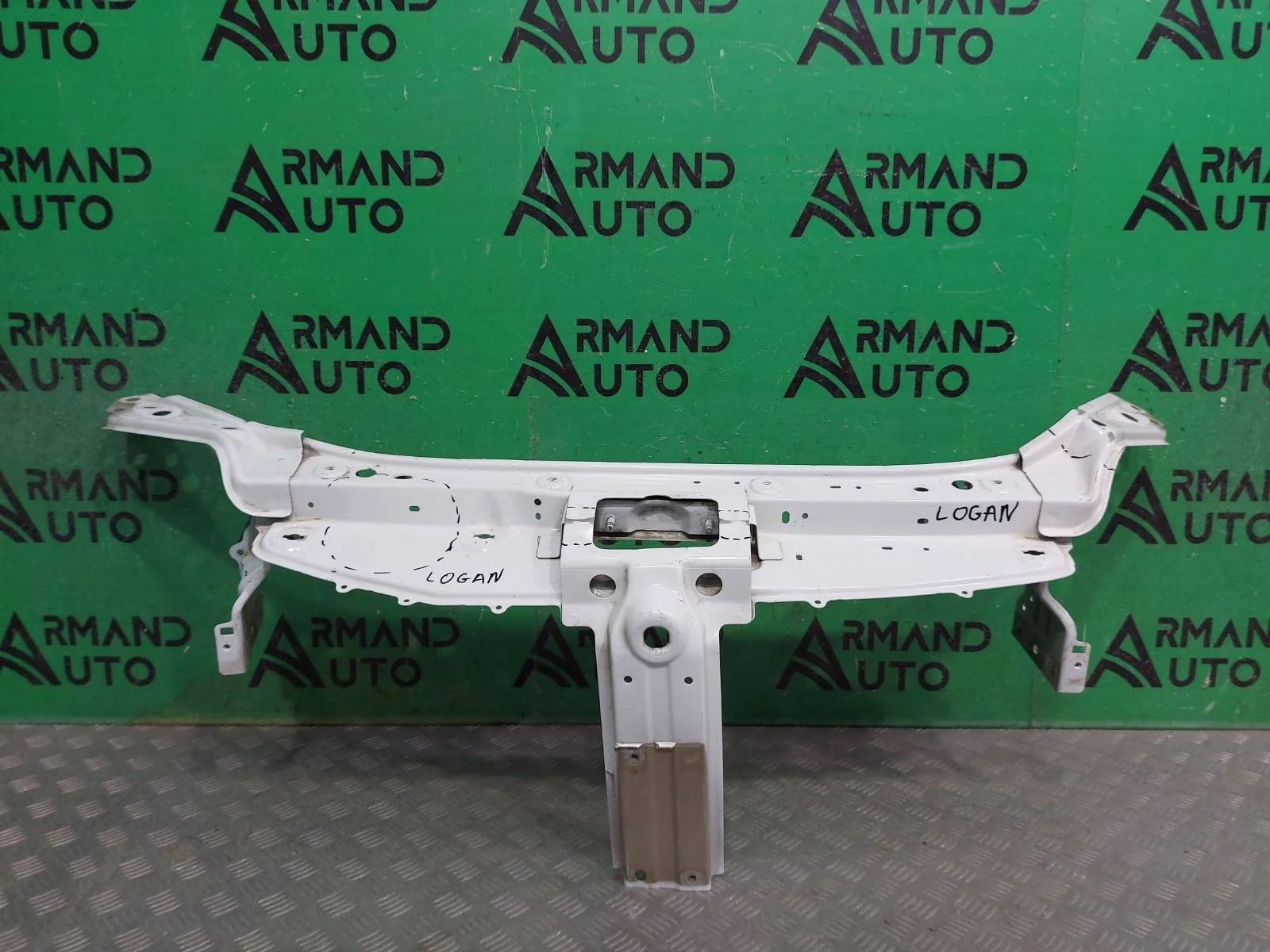 Панель передняя (суппорт радиатора) Renault Logan 2012-2022 625048118R 2