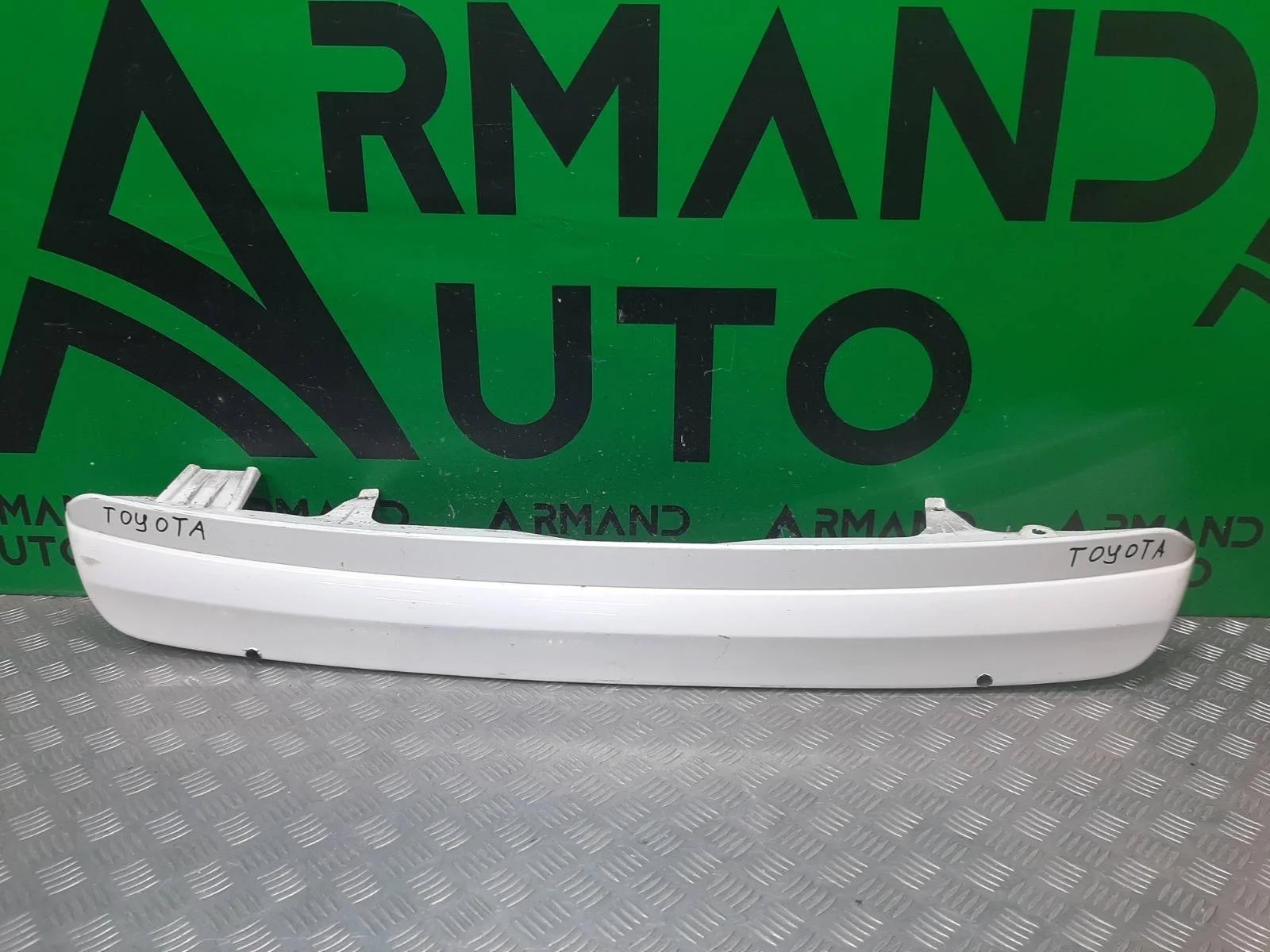 Накладка бампера Toyota Highlander 2010-2013 5216948040 2 U40, задняя