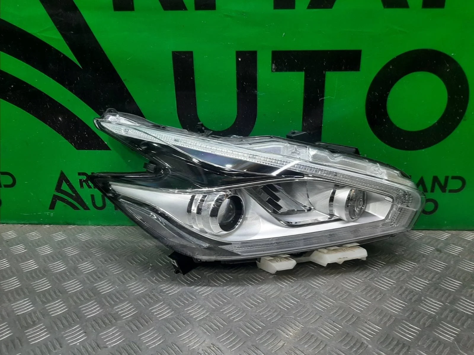 Фара Nissan Murano 2014-2023 260105BC5A Z52, правая