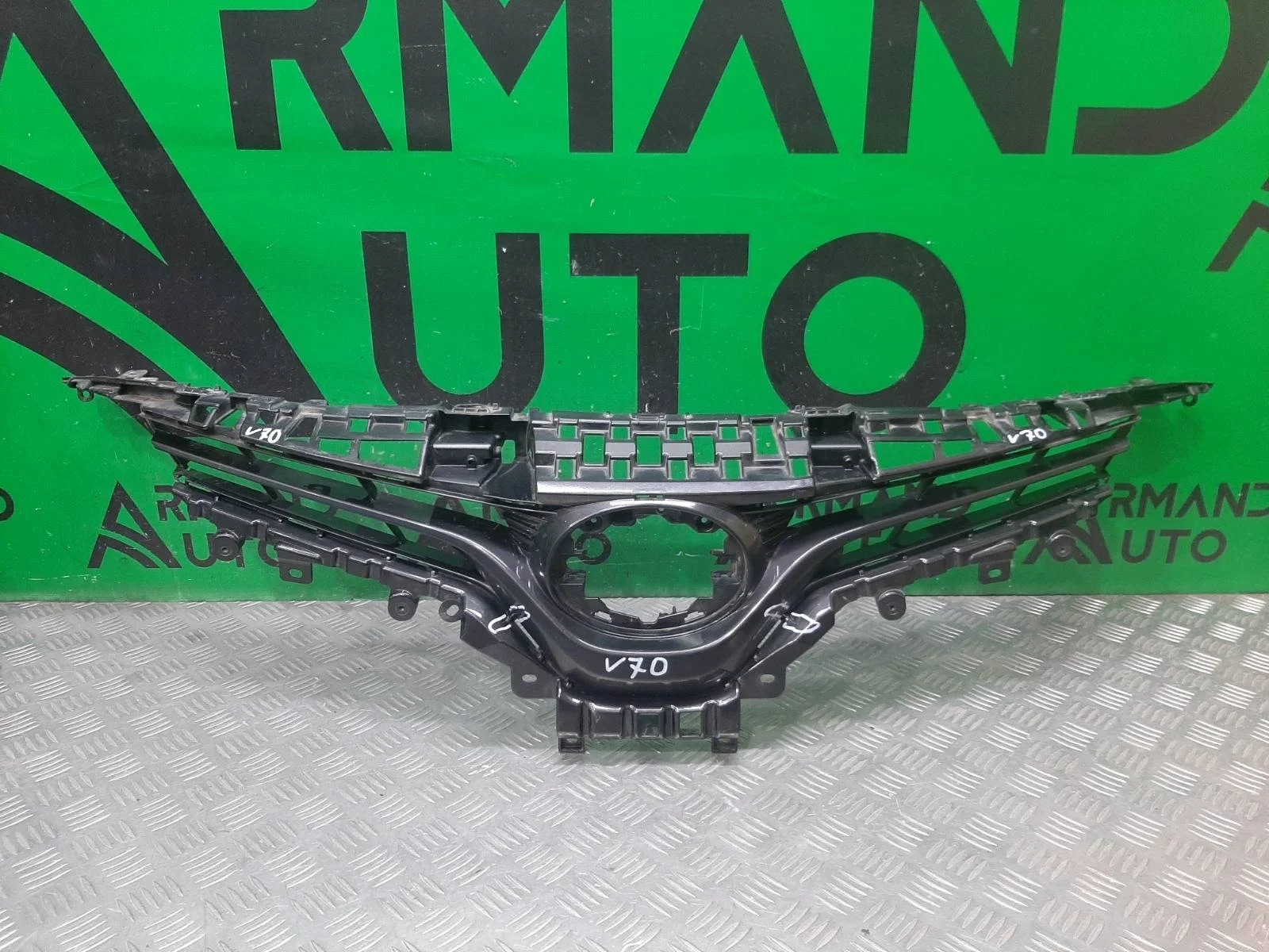 Решетка радиатора Toyota Camry 2017-2021 5310133540 8 XV70