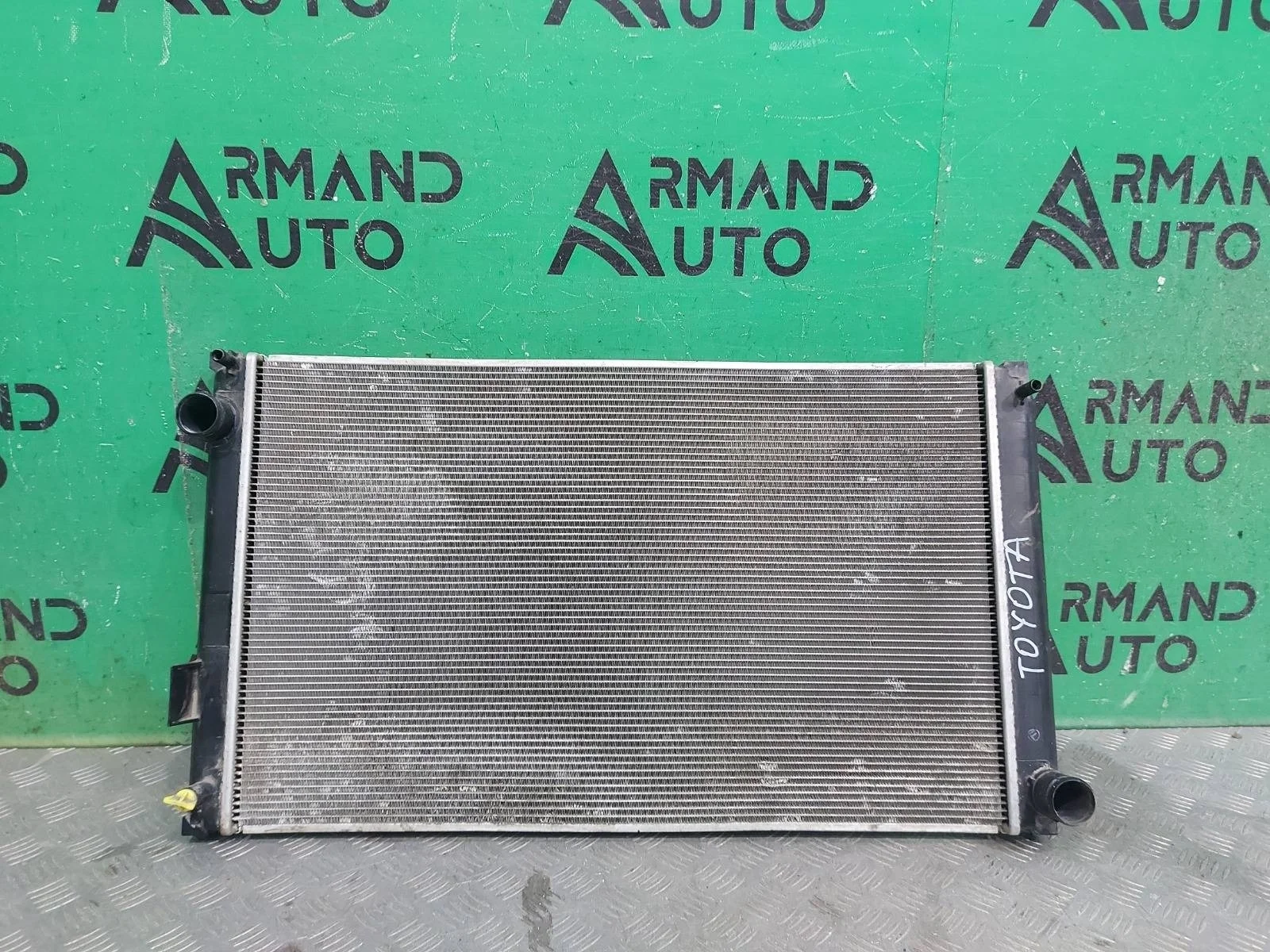 Радиатор двигателя (двс) Toyota RAV4 2015-2019 1640036080 4 CA40