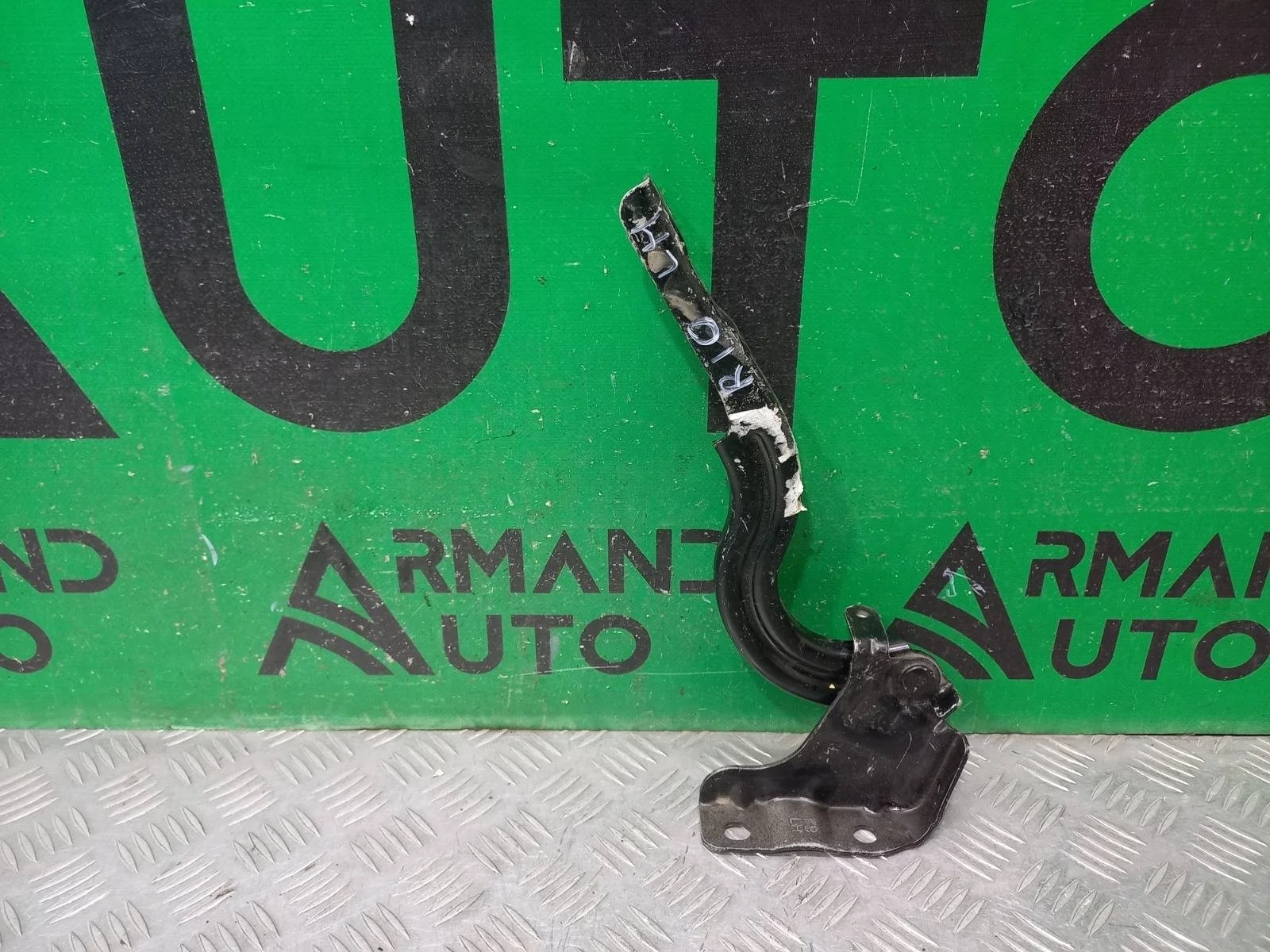 Петля капота Kia Rio 2017-2022 79110H0000 4 FB, левая