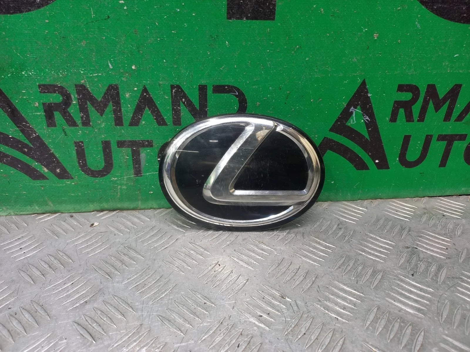 Эмблема Lexus NX 2017-2021 9097502108 1, передняя
