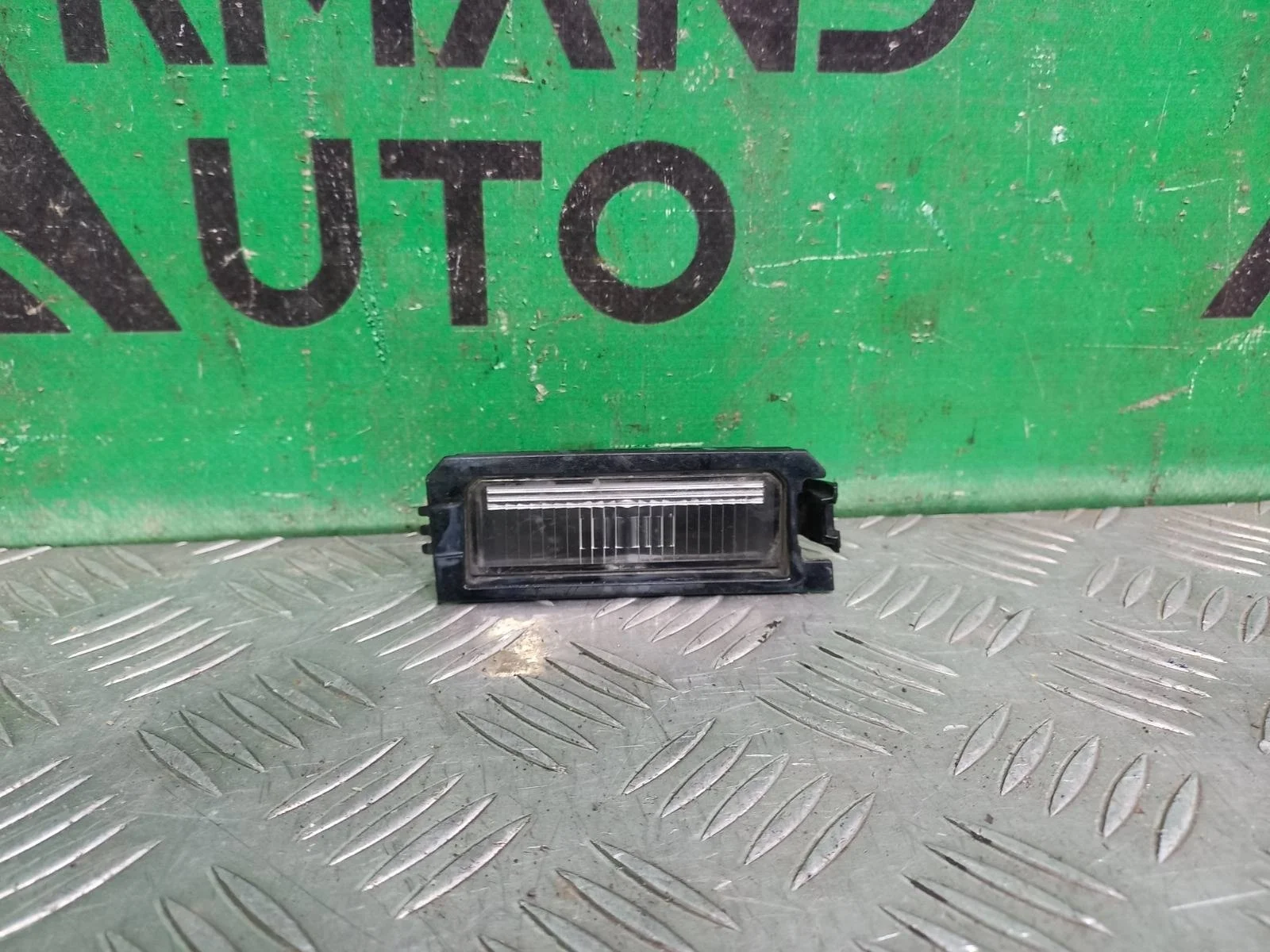 Фонарь подсветки гос номера Hyundai I30 2017-нв 92502F6000 3, правый