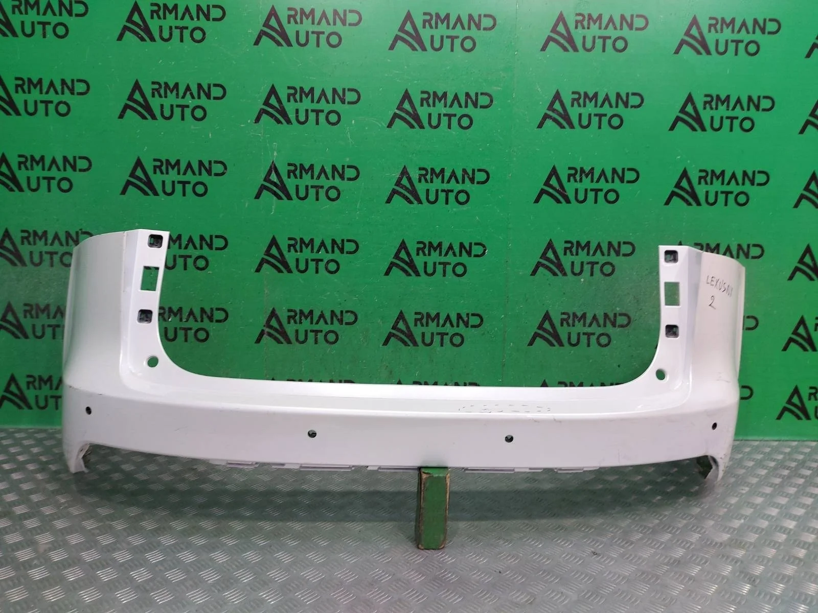 Бампер Lexus NX 2014-2021 5215978911 1, задний