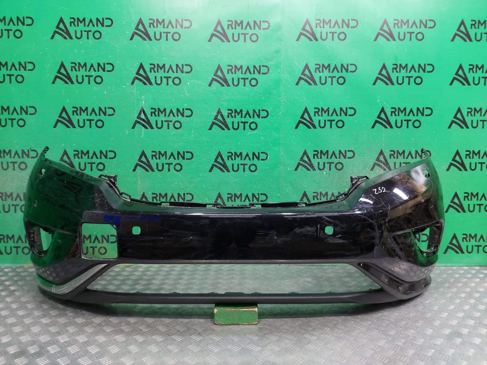 Бампер Nissan Murano 2014-2023 620225BF0H Z52, передний