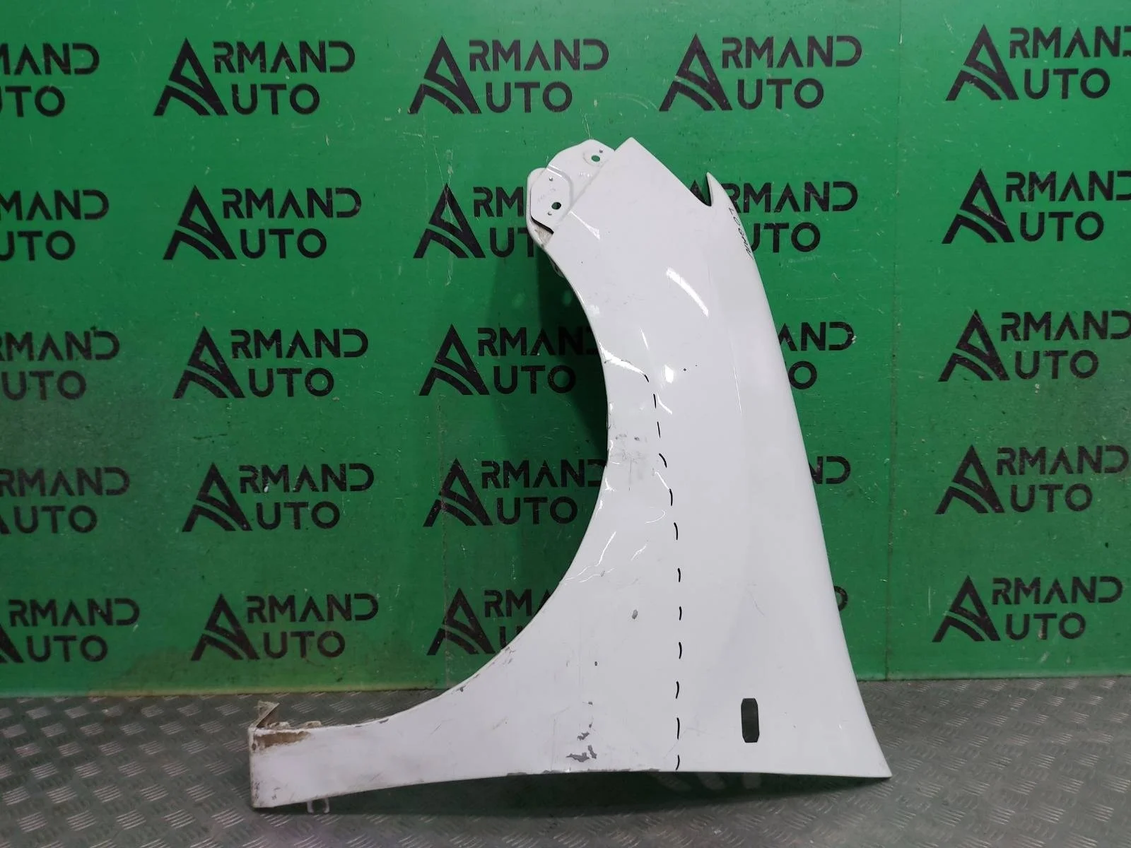Крыло Renault Logan 2012-2022 631012081R 2, переднее левое
