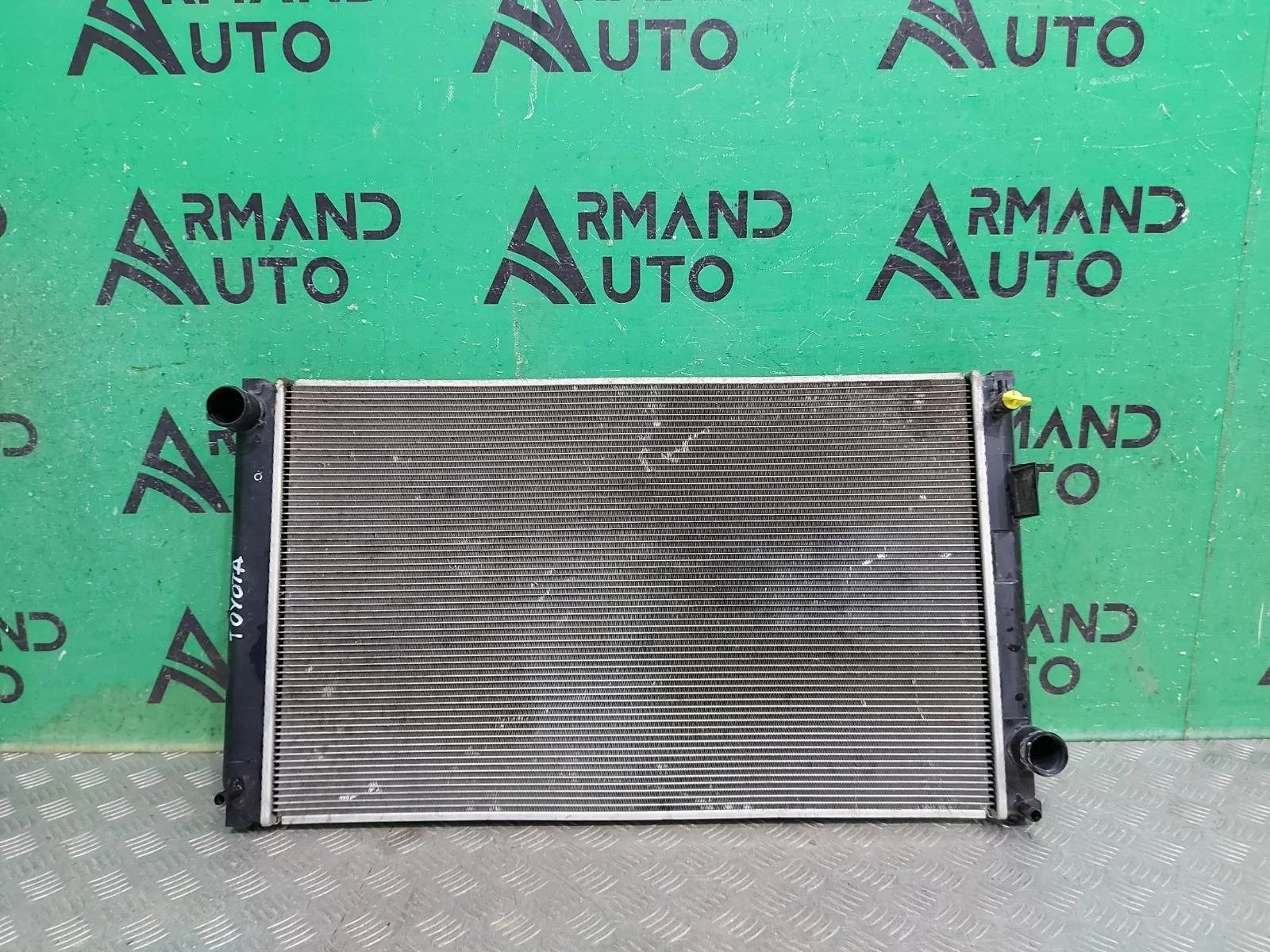 Радиатор двигателя (двс) Toyota RAV4 2015-2019 1640036080 4 CA40