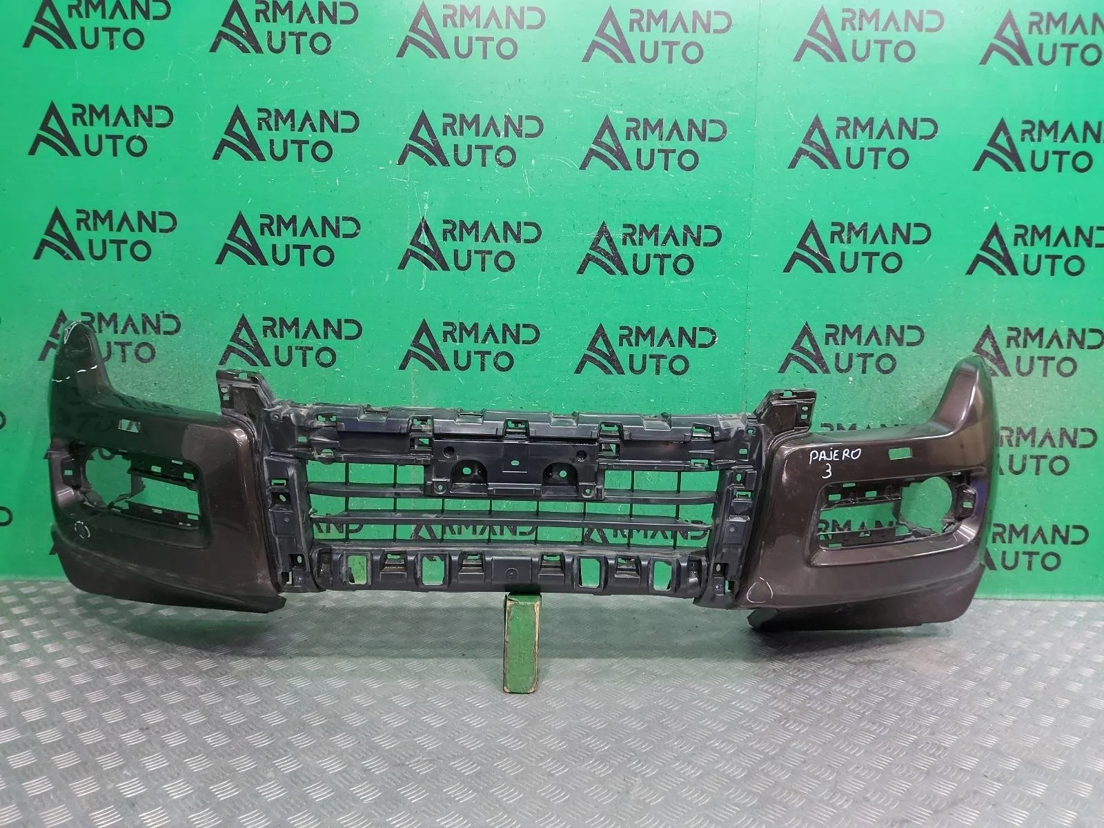 Бампер Mitsubishi Pajero 2014-2022 6400G591 4, передний