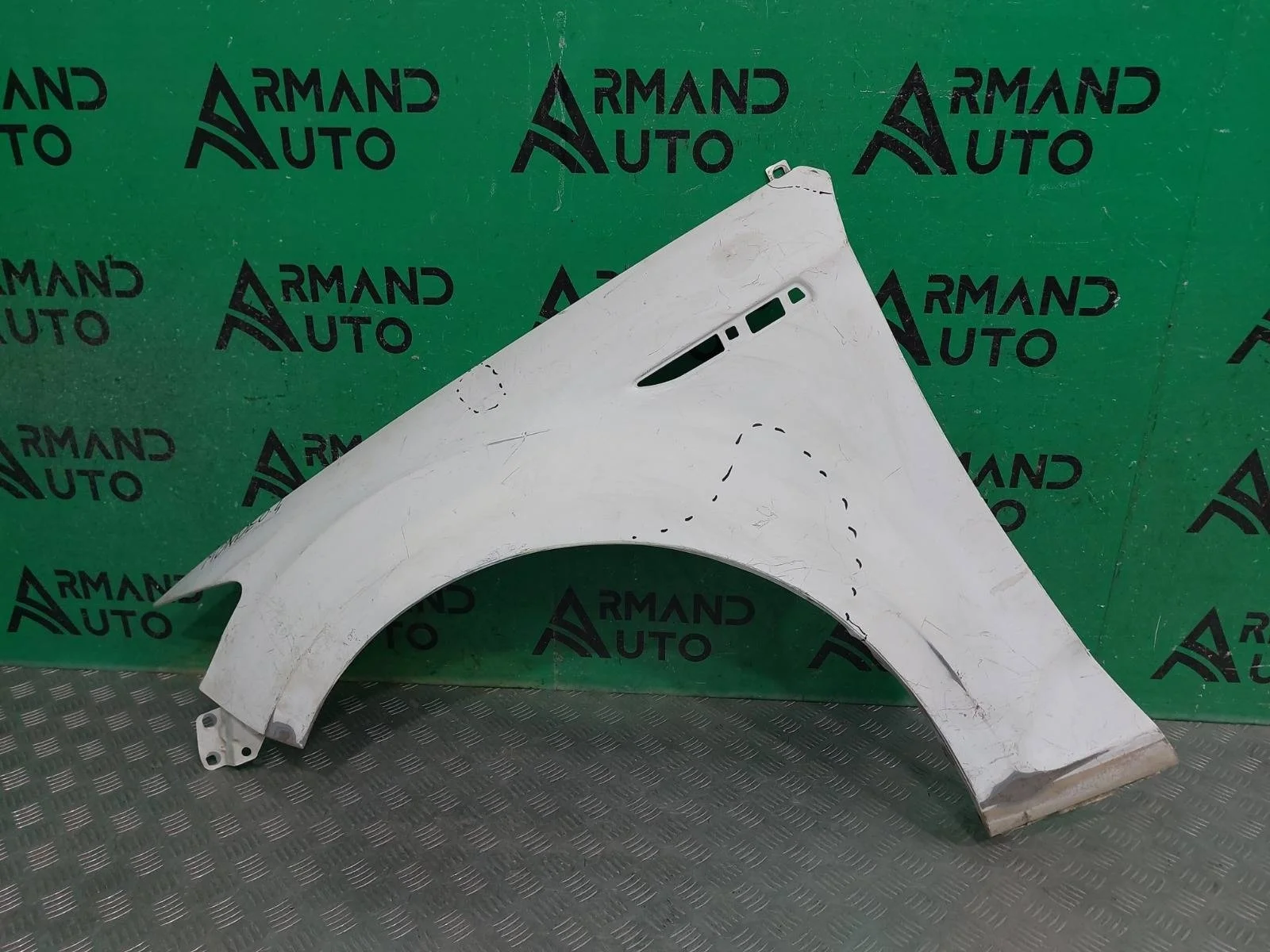 Крыло Ford Mondeo 2006-2014 1702314 4, переднее левое