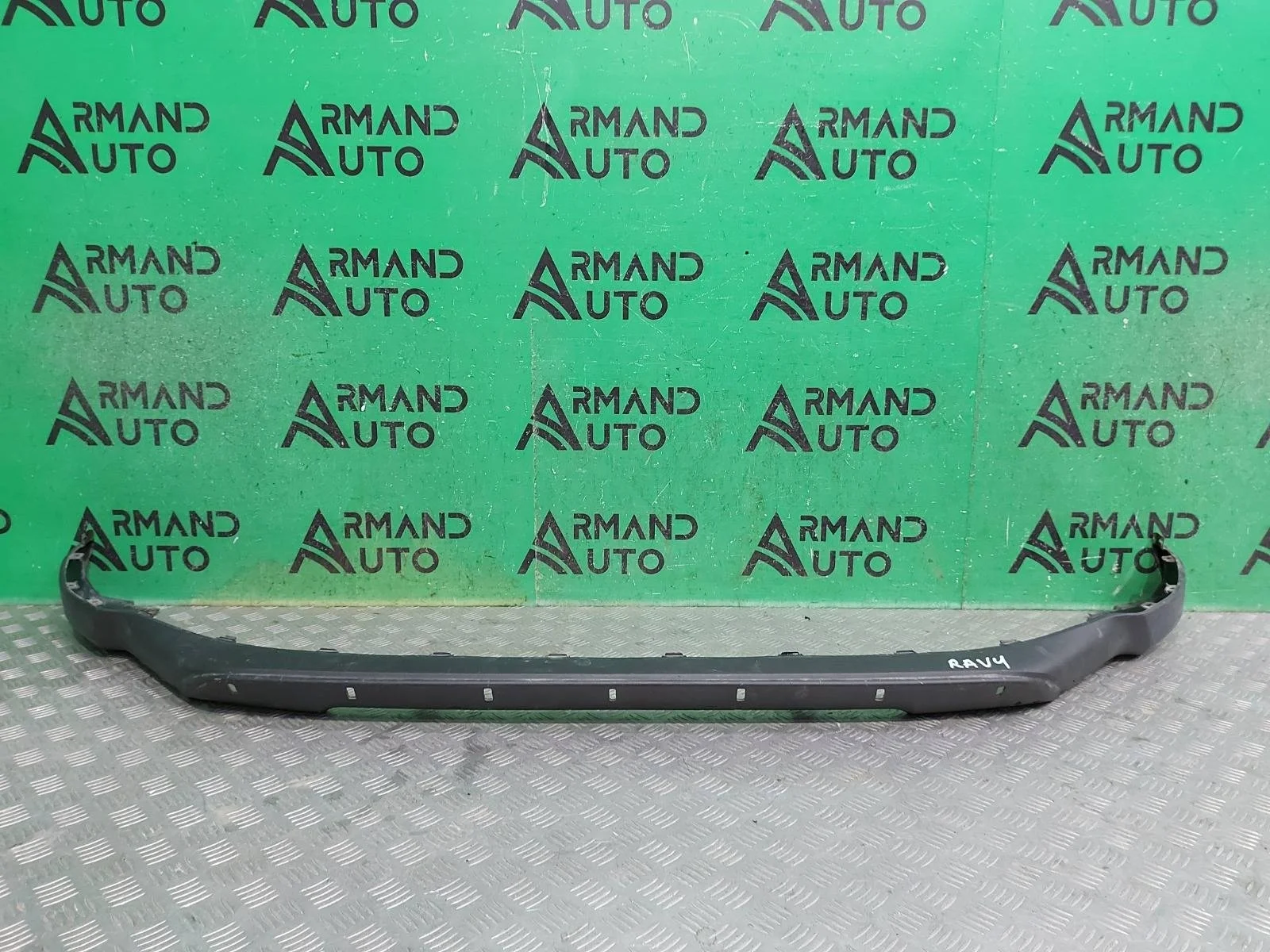 Юбка бампера Toyota RAV4 2015-2019 5241142070 4 CA40, передняя