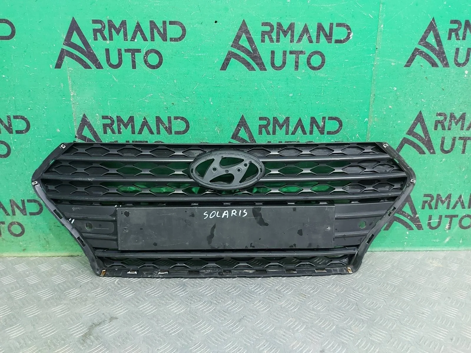 Решетка радиатора Hyundai Solaris 2017-2020 86350H5000 2