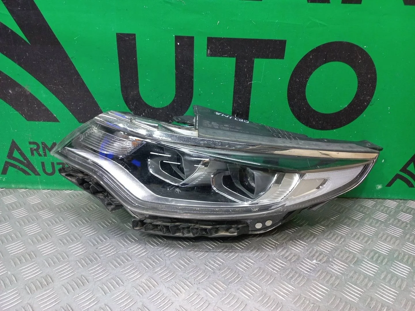 Фара Kia Optima 2015-2020 92101D4350 4 JF, левая