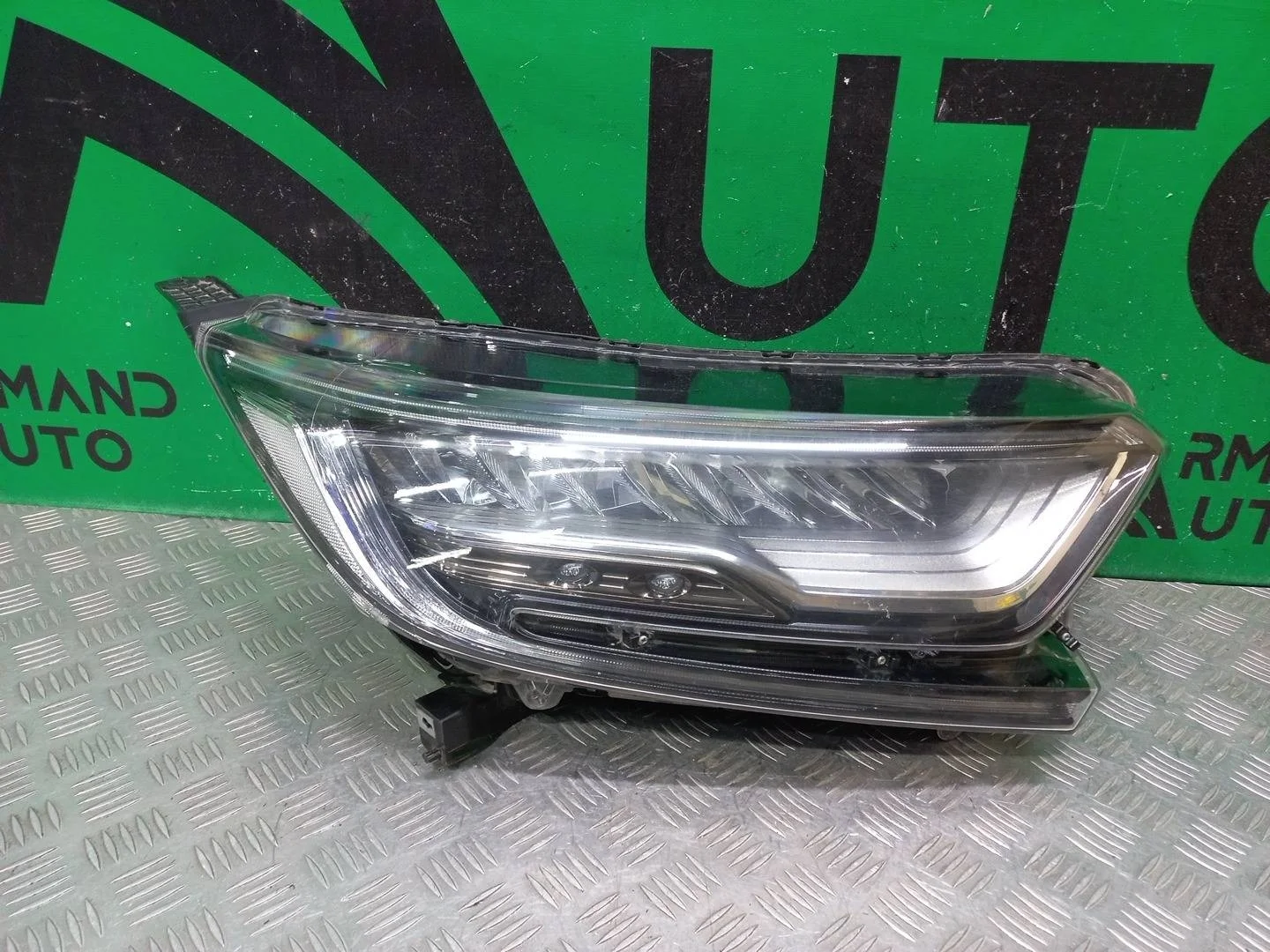 Фара Honda CR-V 2016-2023 33100TLAG11 5, правая