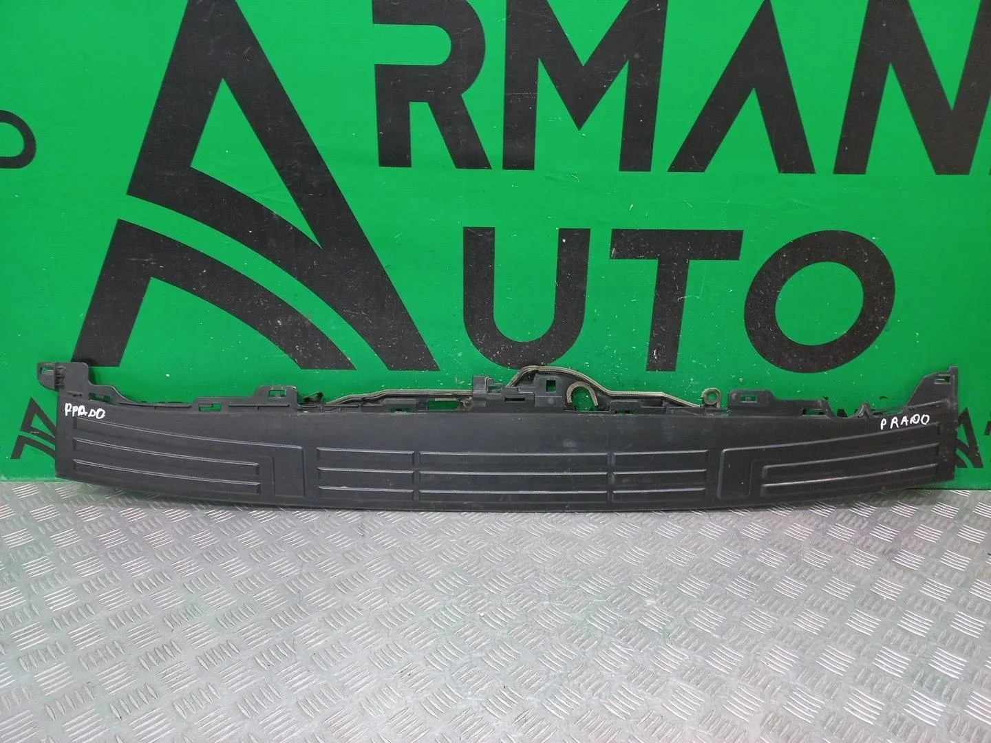 Накладка бампера верхняя Toyota Land Cruiser Prado 2009-2024 5216260090 150, задняя