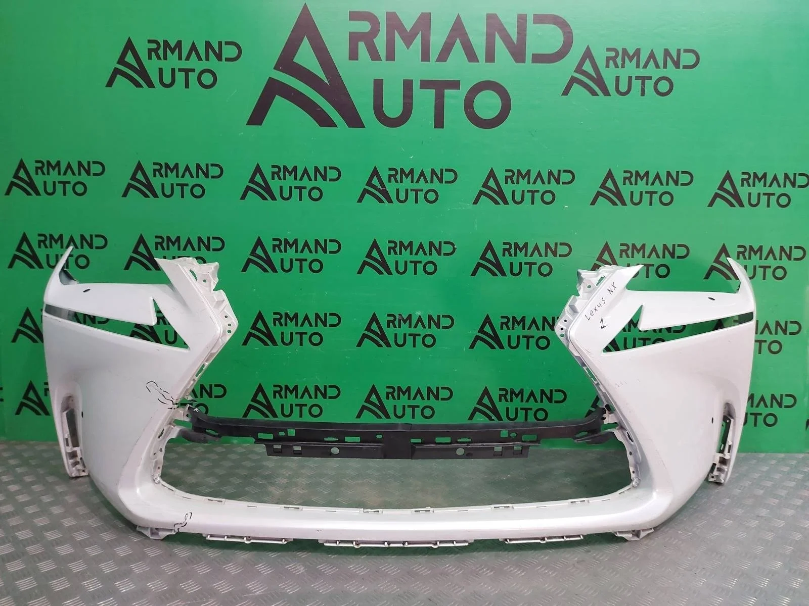 Бампер Lexus NX 2014-2017 5211978901 1, передний