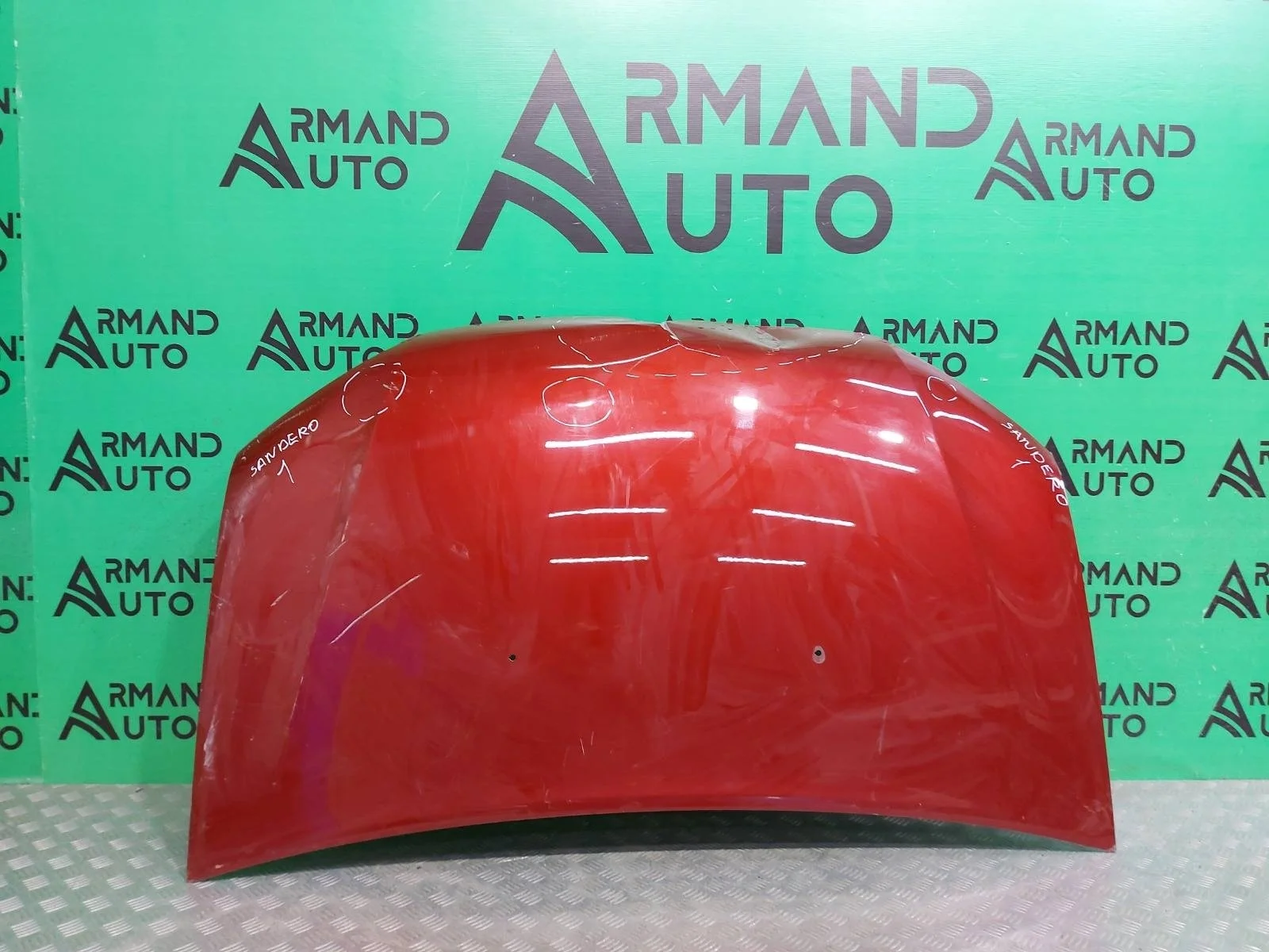 Капот Renault Sandero 2013-2022 651002659R 2