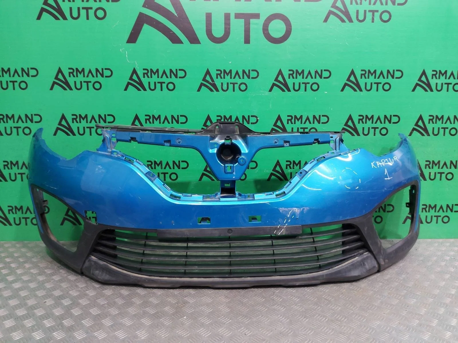 Бампер Renault Kaptur 2016-2022 620228229R 1, передний