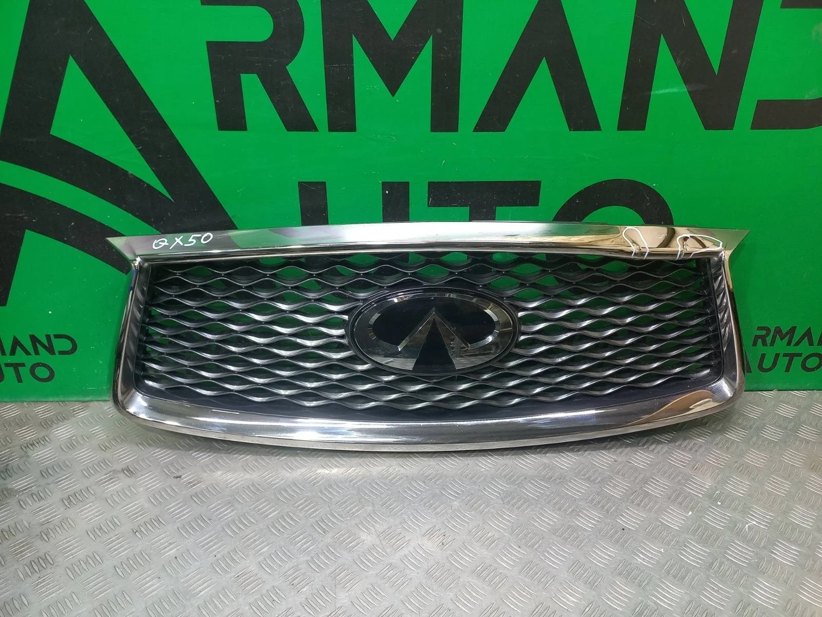 Решетка радиатора Infiniti QX50 2017-2025 623105NK0A 2