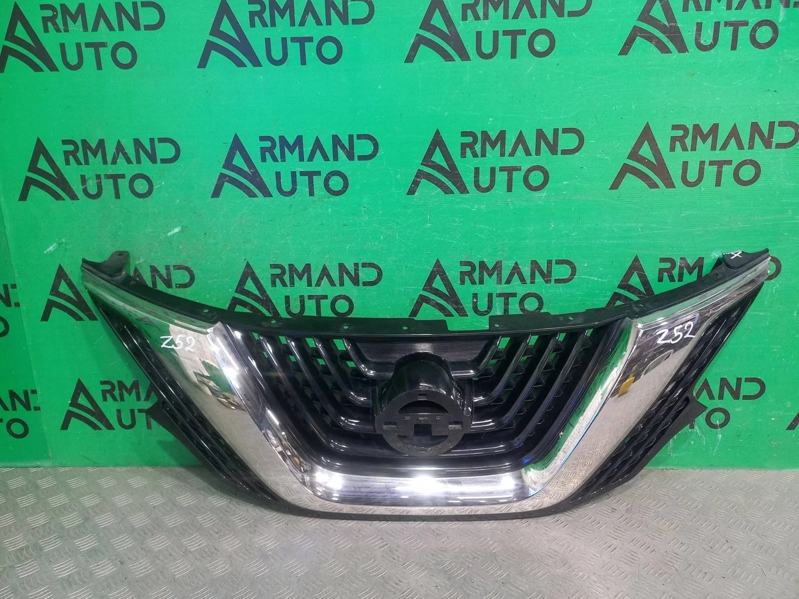 Решетка радиатора Nissan Murano 2014-2023 623105AA0C Z52